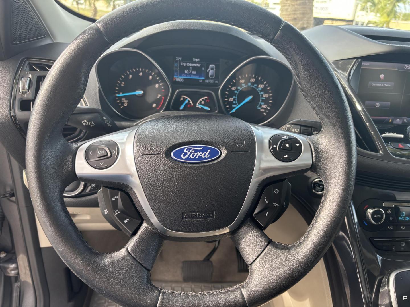 2014 GREY /Medium Light Stone FORD ESCAPE TITANIUM (1FMCU9J95EU) with an 2.0L engine, Automatic transmission, located at 11170 Summerlin Square Dr., Fort Myers Beach, FL, 33931, (239) 999-7777, 26.493546, -81.941628 - 37 Service History Records Carfax - Photo#6