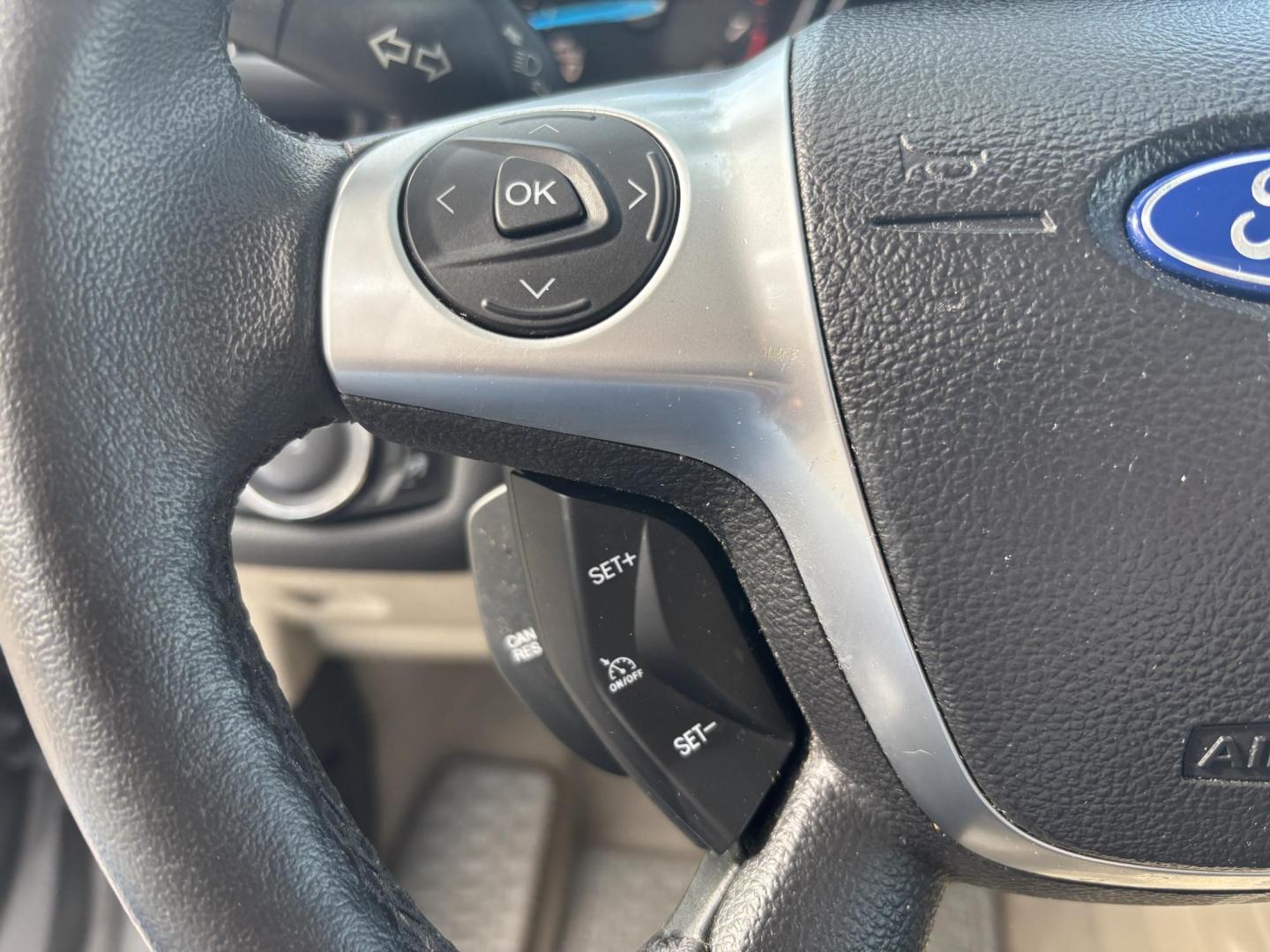 2014 GREY /Medium Light Stone FORD ESCAPE TITANIUM (1FMCU9J95EU) with an 2.0L engine, Automatic transmission, located at 11170 Summerlin Square Dr., Fort Myers Beach, FL, 33931, (239) 999-7777, 26.493546, -81.941628 - 37 Service History Records Carfax - Photo#7