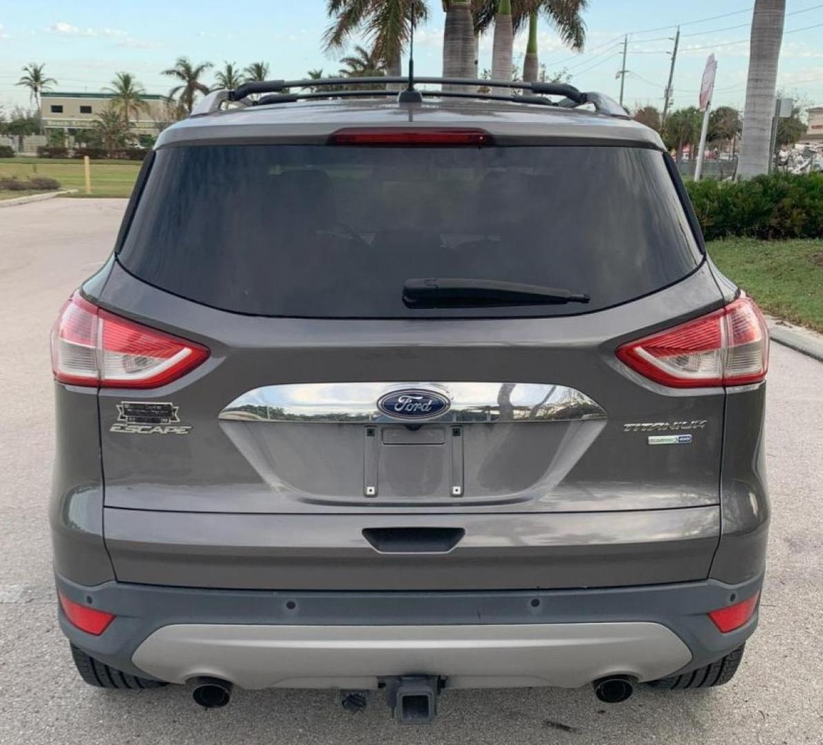 2014 GREY /Medium Light Stone FORD ESCAPE TITANIUM (1FMCU9J95EU) with an 2.0L engine, Automatic transmission, located at 11170 Summerlin Square Dr., Fort Myers Beach, FL, 33931, (239) 999-7777, 26.493546, -81.941628 - 37 Service History Records Carfax - Photo#3