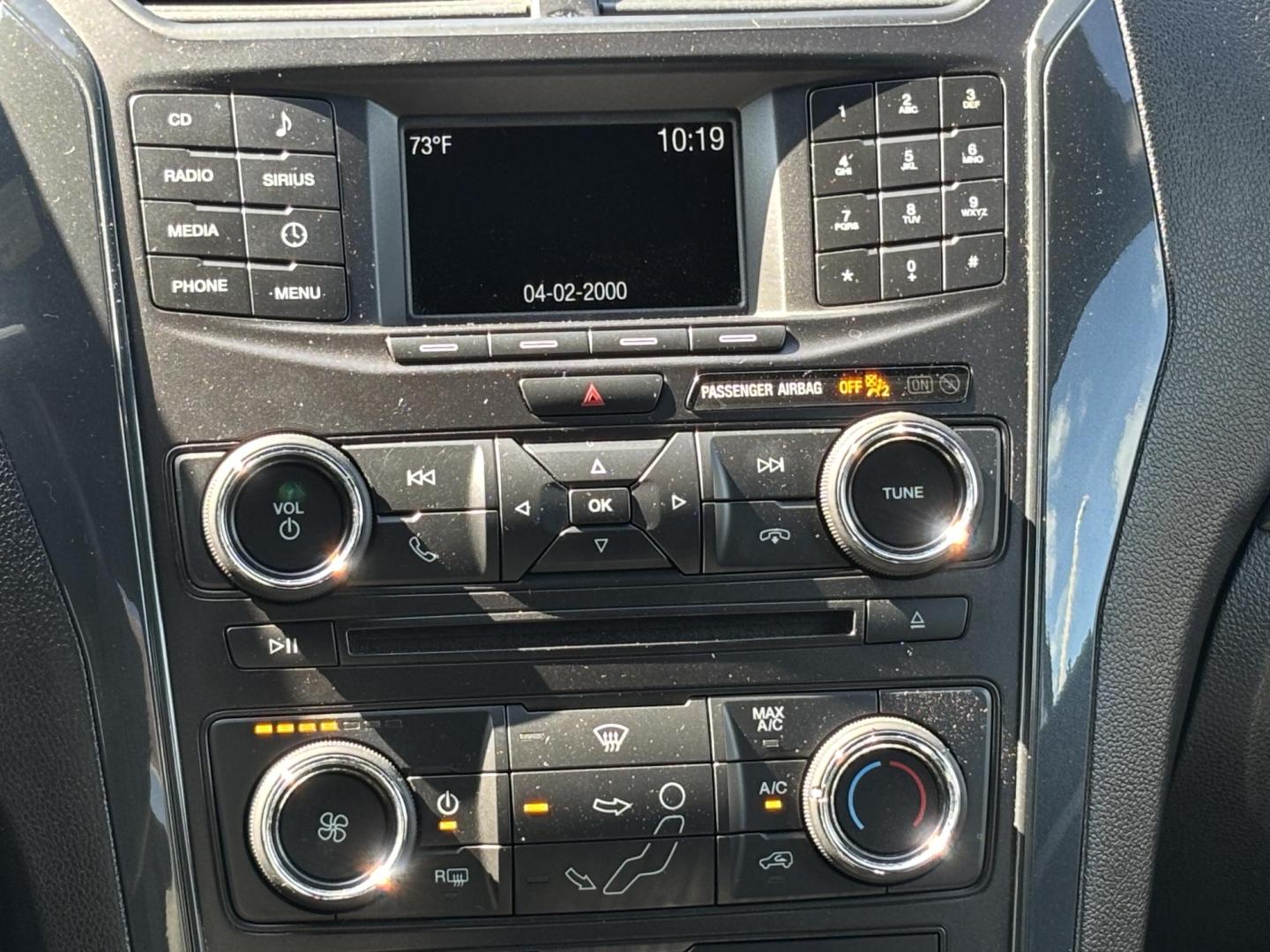 2017 WHITE /Black Cloth FORD EXPLORER XLT (1FM5K8D8XHG) with an 3.5L engine, Automatic transmission, located at 11170 Summerlin Square Dr., Fort Myers Beach, FL, 33931, (239) 999-7777, 26.493546, -81.941628 - 1 Owner No Damage No Accident Carfax 3rd Row - Photo#31