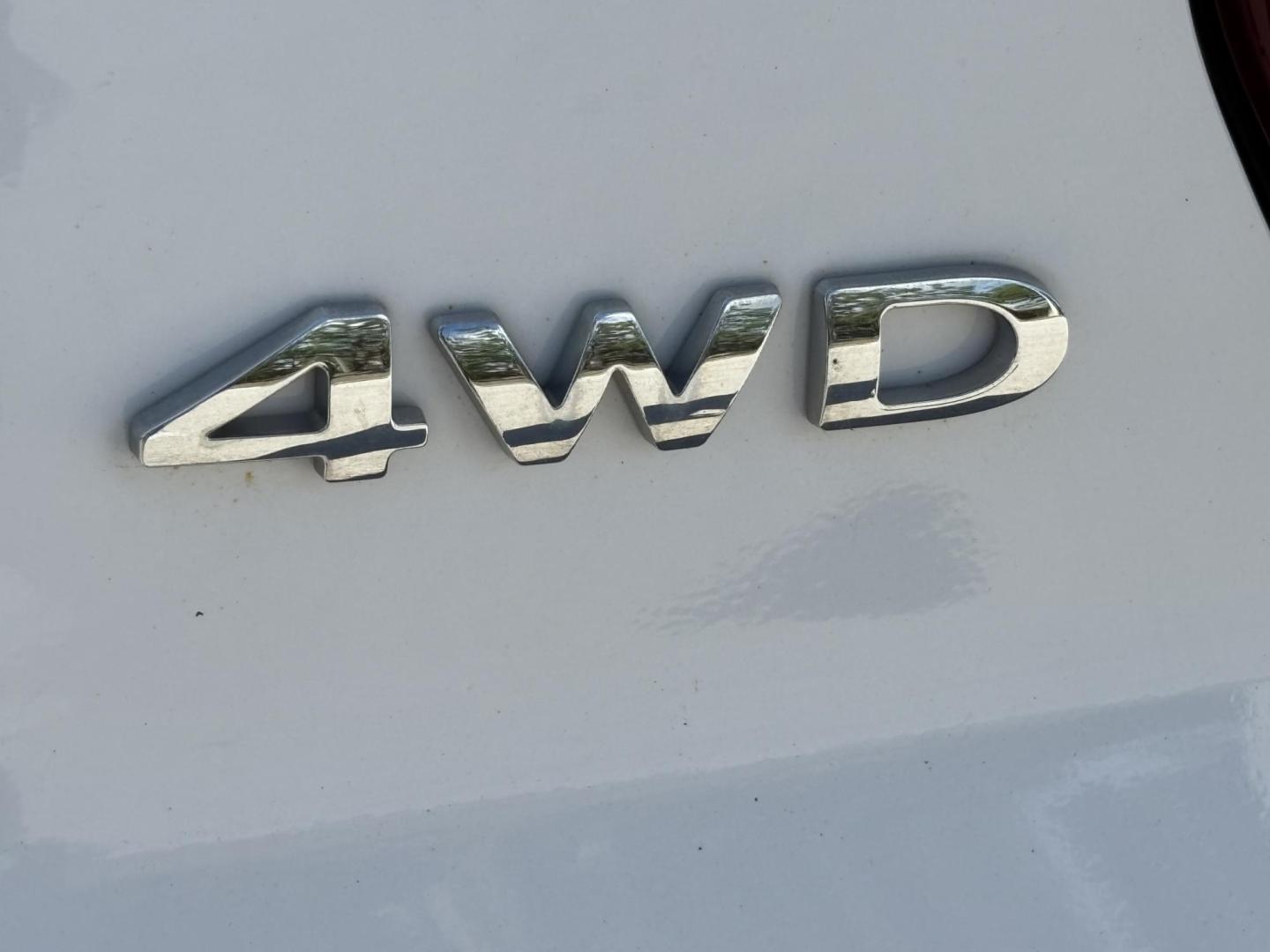 2017 WHITE /Black Cloth FORD EXPLORER XLT (1FM5K8D8XHG) with an 3.5L engine, Automatic transmission, located at 11170 Summerlin Square Dr., Fort Myers Beach, FL, 33931, (239) 999-7777, 26.493546, -81.941628 - 1 Owner No Damage No Accident Carfax 3rd Row - Photo#38