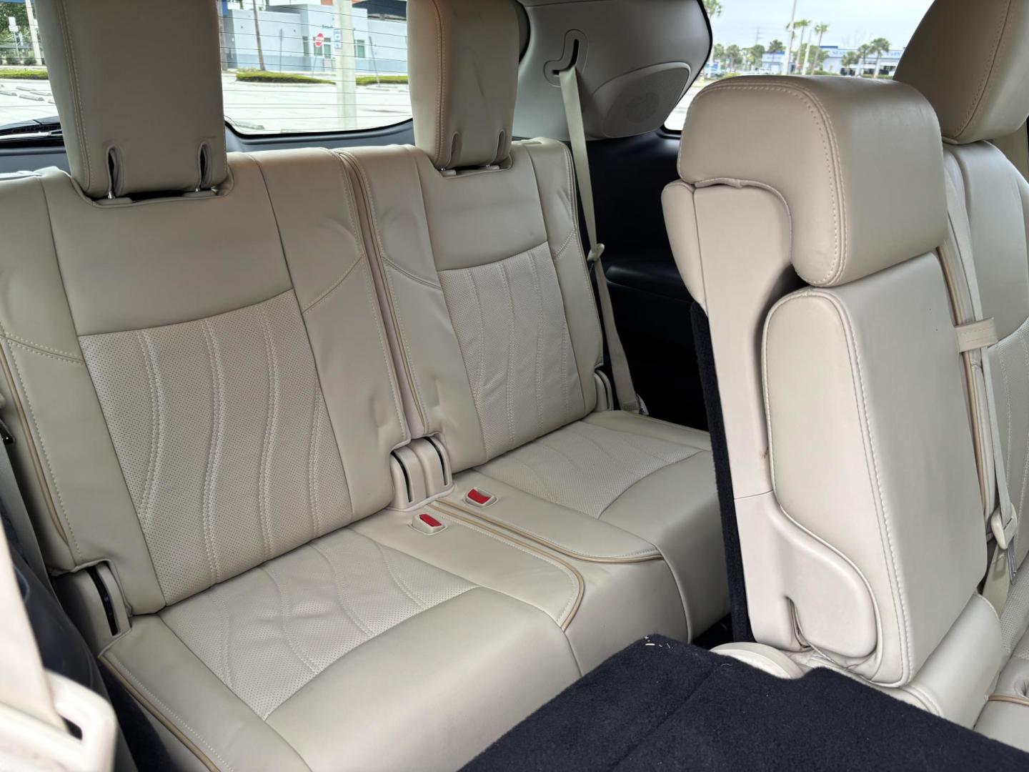 2015 WHITE /Tan Leather INFINITI QX60 SUV (5N1AL0MM7FC) with an 3.5L engine, Continuously Variable transmission, located at 11170 Summerlin Square Dr., Fort Myers Beach, FL, 33931, (239) 999-7777, 26.493546, -81.941628 - Photo#16