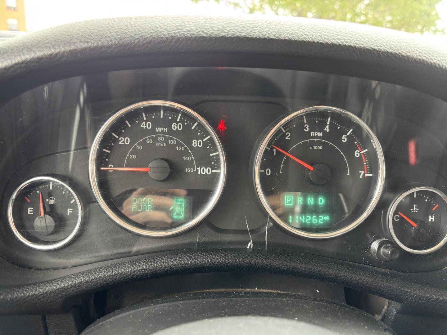 2015 SILVER /Black JEEP WRANGLER SAHARA (1C4AJWBG8FL) with an 3.6L engine, Automatic transmission, located at 11170 Summerlin Square Dr., Fort Myers Beach, FL, 33931, (239) 999-7777, 26.493546, -81.941628 - No Damage No Accident Carfax - Photo#18