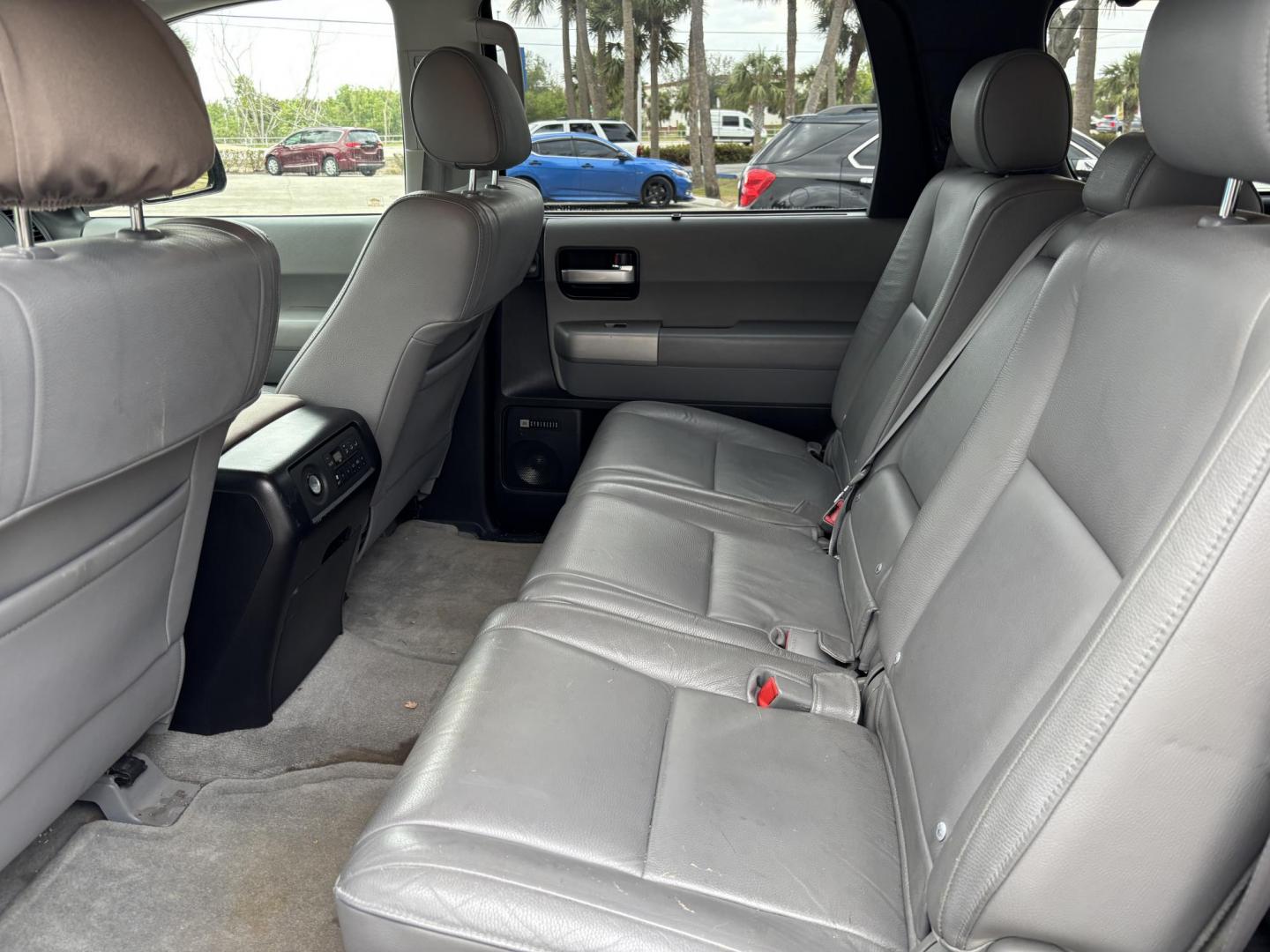2008 BLUE TOYOTA SEQUOIA LIMITED (5TDZY68A98S) with an 5.7L engine, Automatic transmission, located at 11170 Summerlin Square Dr., Fort Myers Beach, FL, 33931, (239) 999-7777, 26.493546, -81.941628 - Photo#8