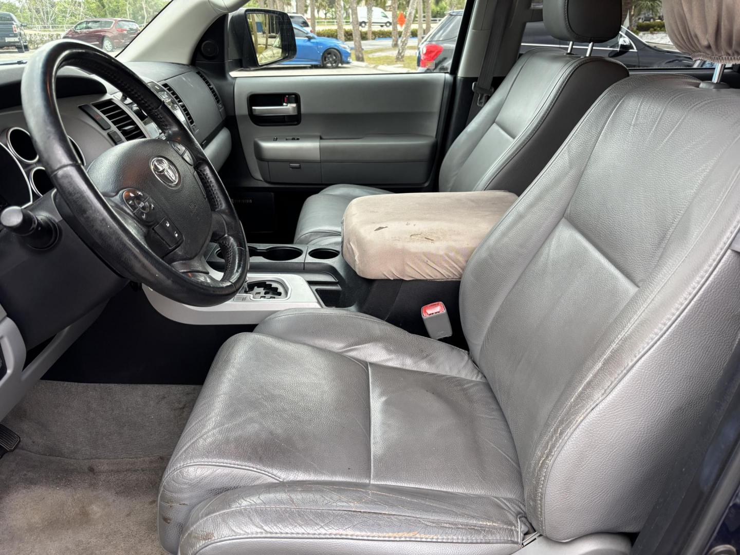 2008 BLUE TOYOTA SEQUOIA LIMITED (5TDZY68A98S) with an 5.7L engine, Automatic transmission, located at 11170 Summerlin Square Dr., Fort Myers Beach, FL, 33931, (239) 999-7777, 26.493546, -81.941628 - Photo#7