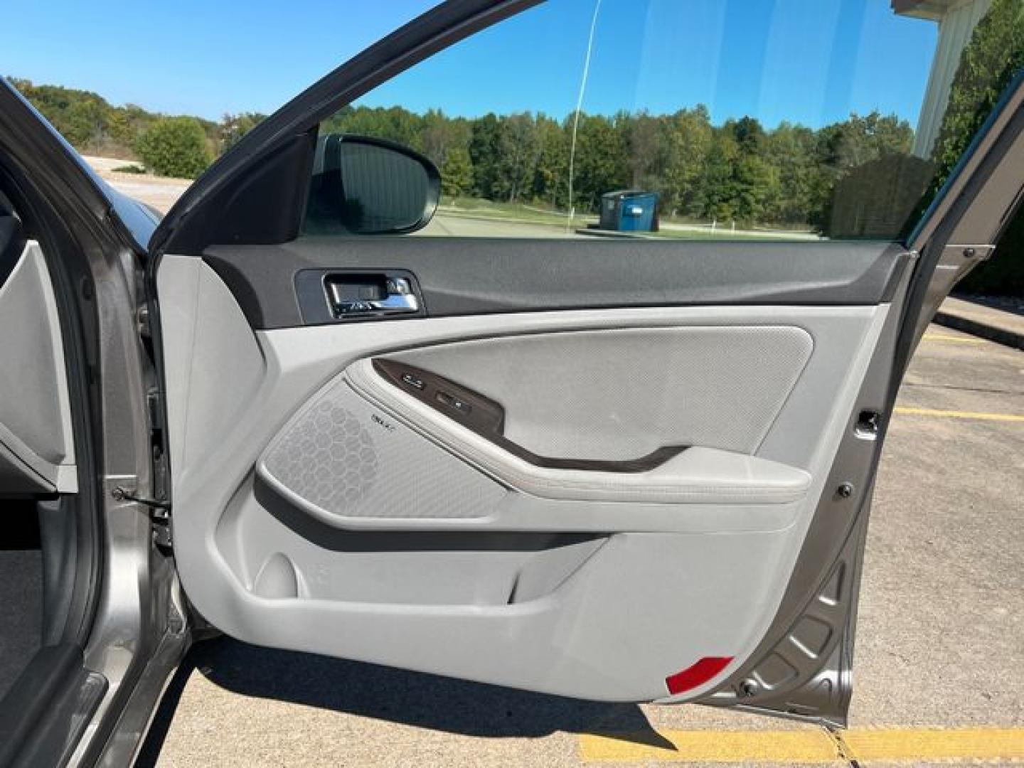 2013 BROWN /Tan Leather Kia Optima EX (5XXGN4A70DG) with an 2.4L L4 DOHC 16V engine, 6-Speed Automatic transmission, located at 11170 Summerlin Square Dr., Fort Myers Beach, FL, 33931, (239) 999-7777, 26.493546, -81.941628 - Photo#24
