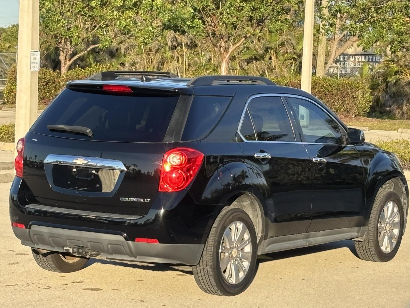 2011 BLACK CHEVROLET EQUINOX LT (2GNALPEC2B1) with an 2.4L engine, Automatic transmission, located at 11170 Summerlin Square Dr., Fort Myers Beach, FL, 33931, (239) 999-7777, 26.493546, -81.941628 - Photo#3