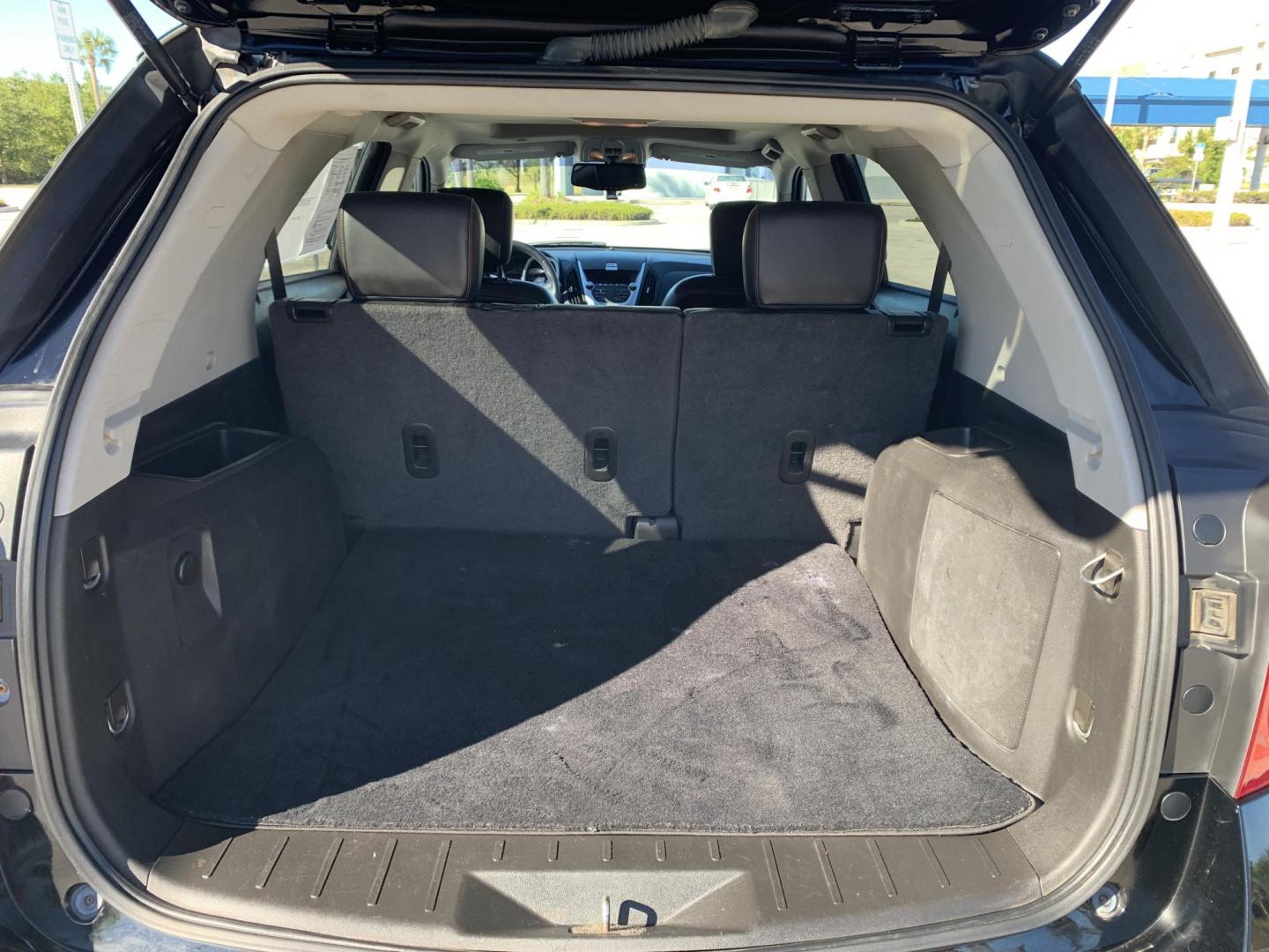 2011 BLACK CHEVROLET EQUINOX LT (2GNALPEC2B1) with an 2.4L engine, Automatic transmission, located at 11170 Summerlin Square Dr., Fort Myers Beach, FL, 33931, (239) 999-7777, 26.493546, -81.941628 - Photo#6
