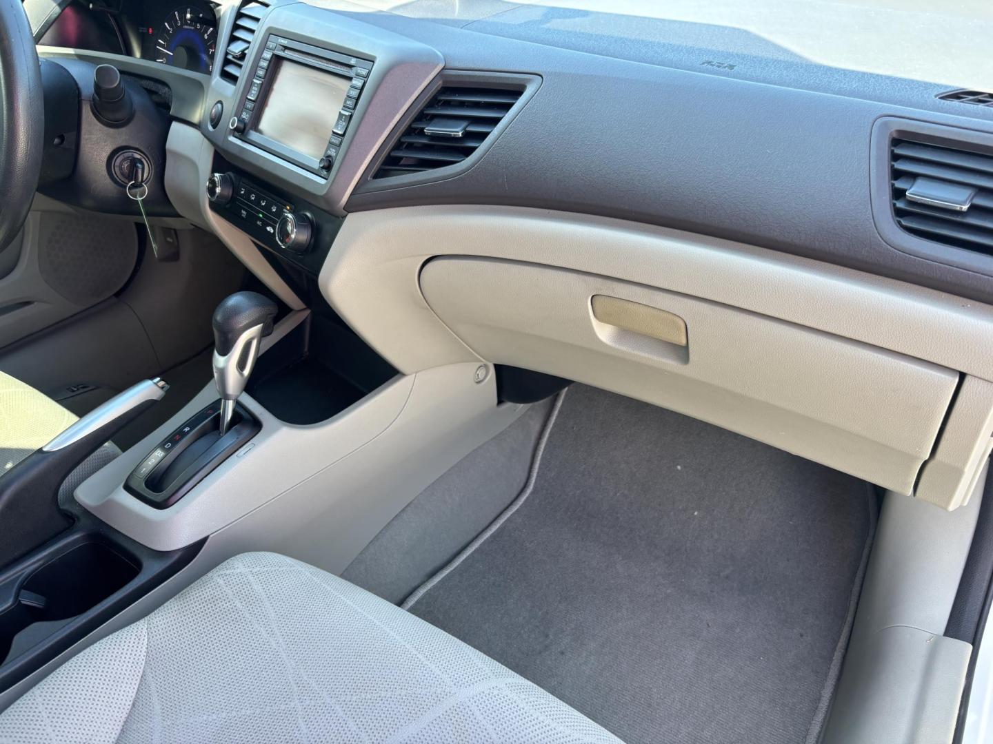 2012 WHITE /Cloth Honda Civic EX Sedan 5-Speed AT (2HGFB2F80CH) with an 1.8L L4 SOHC 16V engine, 5-Speed Automatic transmission, located at 11170 Summerlin Square Dr., Fort Myers Beach, FL, 33931, (239) 999-7777, 26.493546, -81.941628 - Photo#13