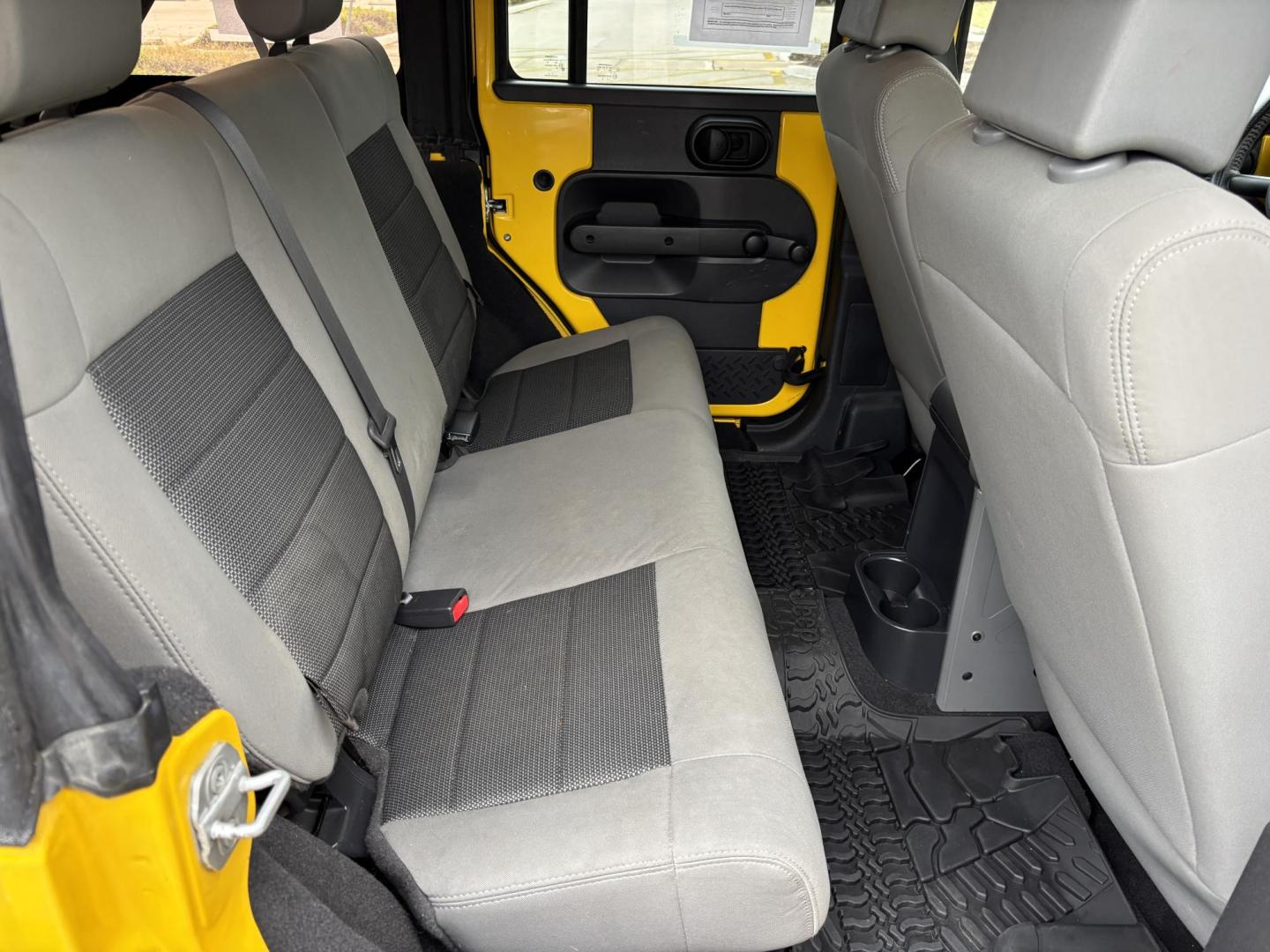 2008 YELLOW JEEP WRANGLER UNLIMI X (1J4GA39158L) with an 3.8L engine, 4-Speed Manual transmission, located at 11170 Summerlin Square Dr., Fort Myers Beach, FL, 33931, (239) 999-7777, 26.493546, -81.941628 - Manual Transmission New Cloth Top New Brakes New Rotors - Photo#19