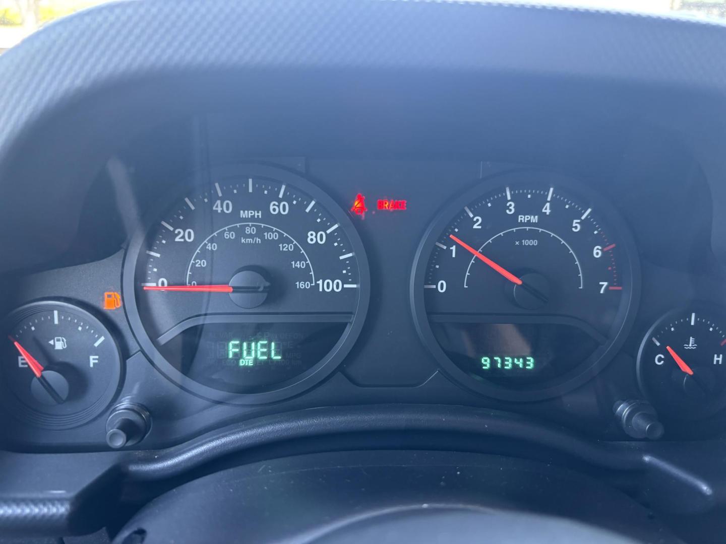 2008 YELLOW JEEP WRANGLER UNLIMI X (1J4GA39158L) with an 3.8L engine, 4-Speed Manual transmission, located at 11170 Summerlin Square Dr., Fort Myers Beach, FL, 33931, (239) 999-7777, 26.493546, -81.941628 - Manual Transmission New Cloth Top New Brakes New Rotors - Photo#21