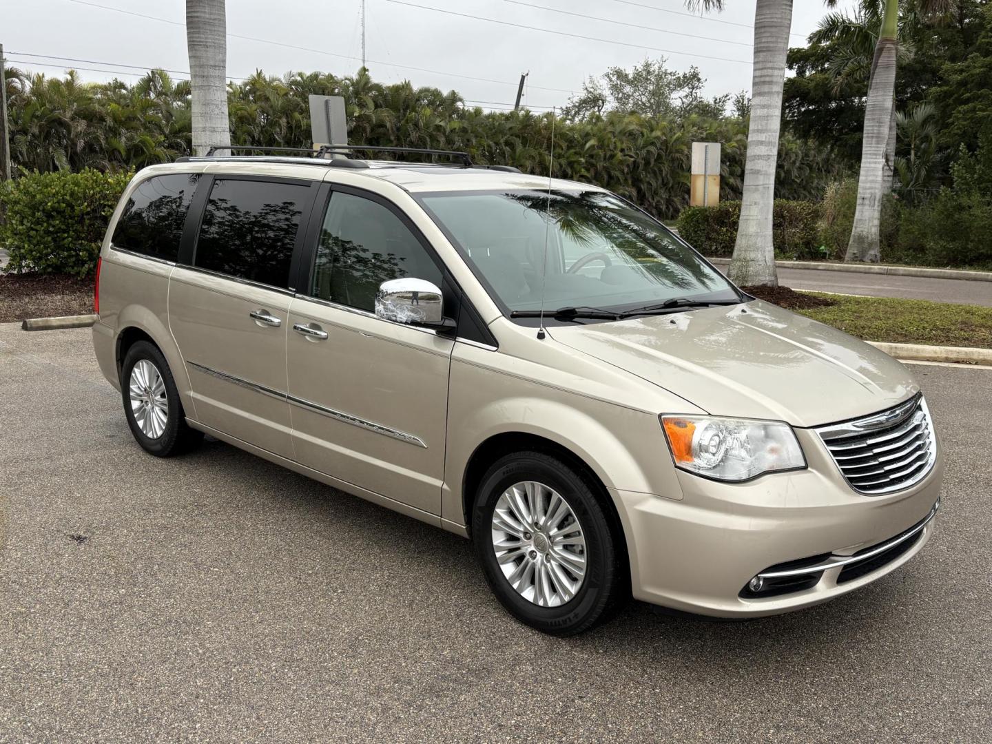 2013 GOLD /Beige Chrysler Town & Country Limited (2C4RC1GG6DR) with an 3.6L V6 DOHC 24V engine, 6-Speed Automatic transmission, located at 11170 Summerlin Square Dr., Fort Myers Beach, FL, 33931, (239) 999-7777, 26.493546, -81.941628 - 3rd Row Sunroof Heated Seats Stow and Go Seats - Photo#2