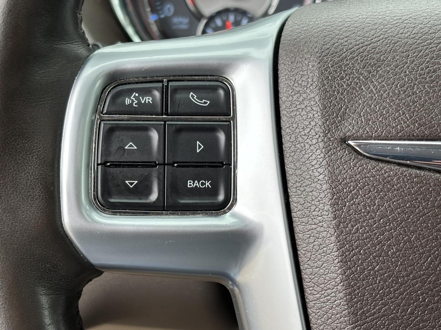 2013 GOLD /Beige Chrysler Town & Country Limited (2C4RC1GG6DR) with an 3.6L V6 DOHC 24V engine, 6-Speed Automatic transmission, located at 11170 Summerlin Square Dr., Fort Myers Beach, FL, 33931, (239) 999-7777, 26.493546, -81.941628 - 3rd Row Sunroof Heated Seats Stow and Go Seats - Photo#23