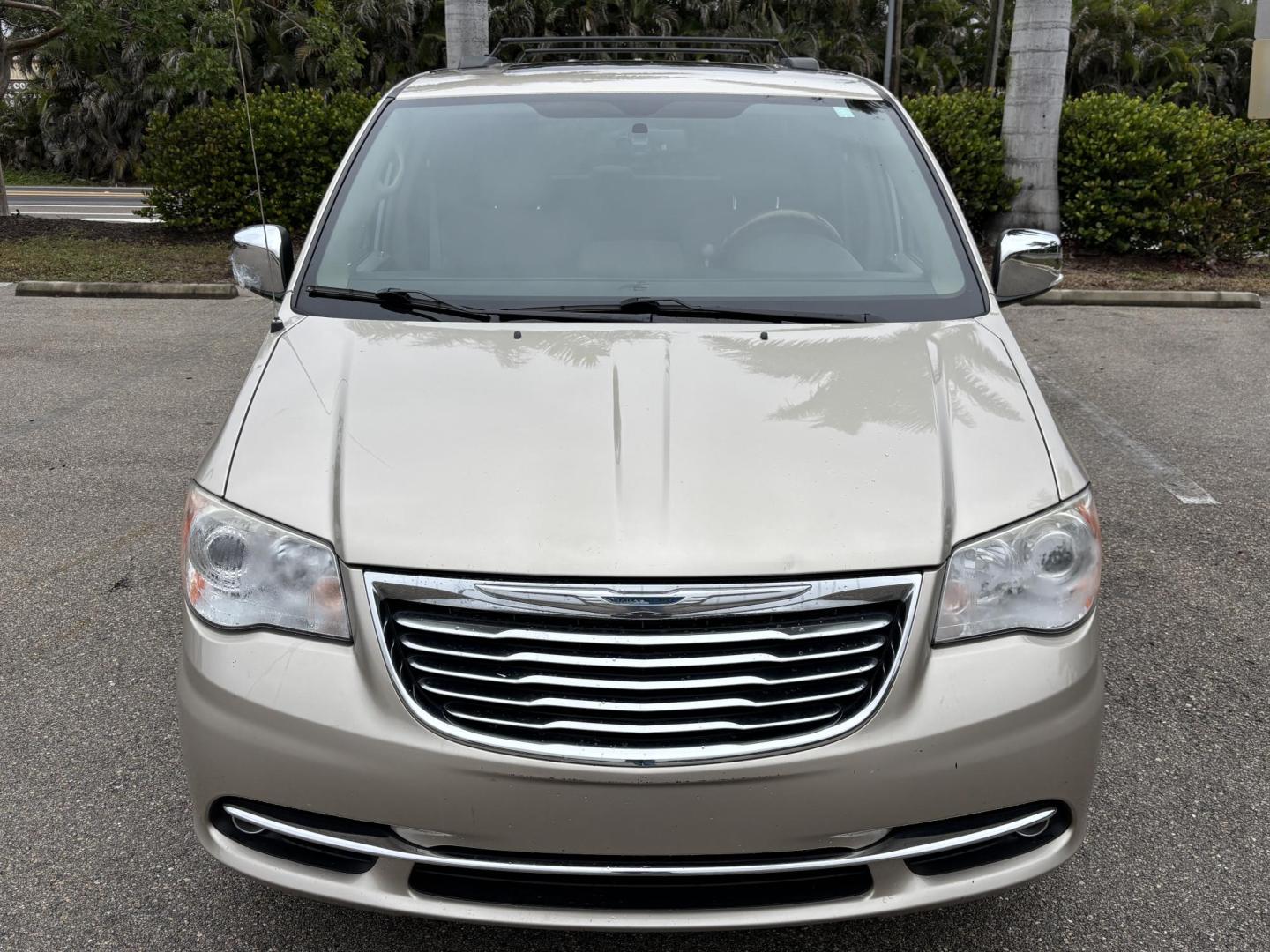 2013 GOLD /Beige Chrysler Town & Country Limited (2C4RC1GG6DR) with an 3.6L V6 DOHC 24V engine, 6-Speed Automatic transmission, located at 11170 Summerlin Square Dr., Fort Myers Beach, FL, 33931, (239) 999-7777, 26.493546, -81.941628 - 3rd Row Sunroof Heated Seats Stow and Go Seats - Photo#1