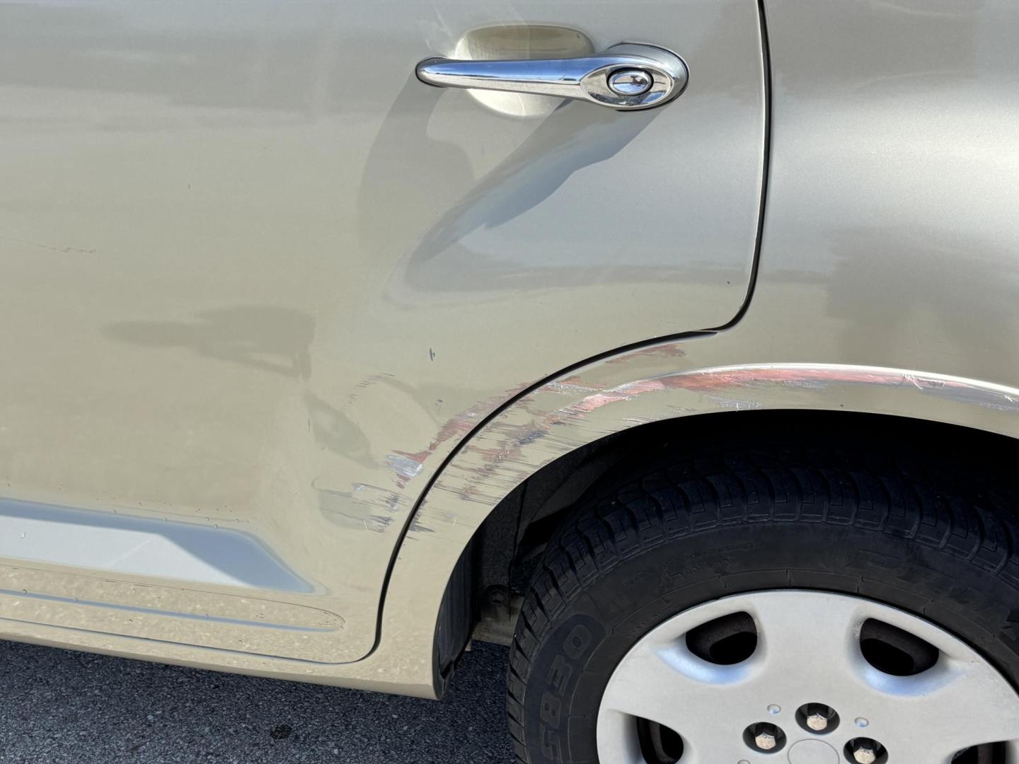 2005 GOLD CHRYSLER PT CRUISER TOURING (3C4FY58B85T) with an 2.4L engine, Automatic transmission, located at 11170 Summerlin Square Dr., Fort Myers Beach, FL, 33931, (239) 999-7777, 26.493546, -81.941628 - As Is Cold A/C - Photo#19