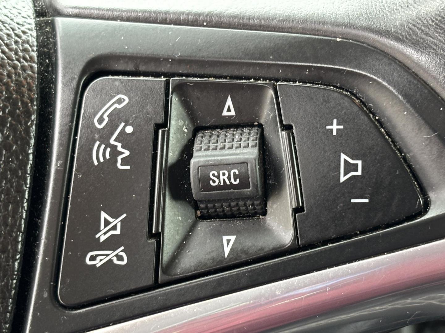 2018 WHITE BUICK ENCORE PREFERRED (KL4CJASB5JB) with an 1.4L engine, Automatic transmission, located at 11170 Summerlin Square Dr., Fort Myers Beach, FL, 33931, (239) 999-7777, 26.493546, -81.941628 - Photo#20