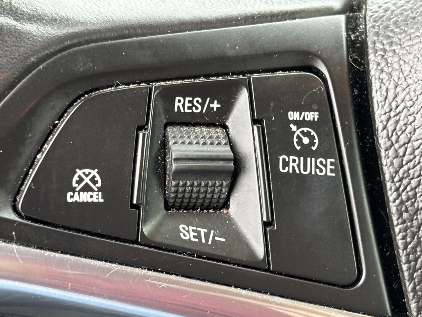 2018 WHITE BUICK ENCORE PREFERRED (KL4CJASB5JB) with an 1.4L engine, Automatic transmission, located at 11170 Summerlin Square Dr., Fort Myers Beach, FL, 33931, (239) 999-7777, 26.493546, -81.941628 - Photo#19