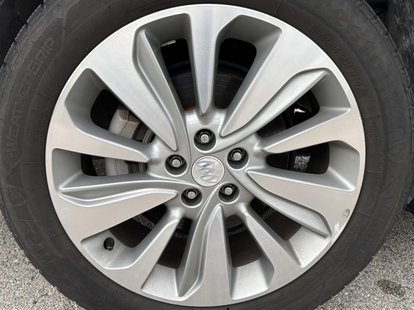 2018 WHITE BUICK ENCORE PREFERRED (KL4CJASB5JB) with an 1.4L engine, Automatic transmission, located at 11170 Summerlin Square Dr., Fort Myers Beach, FL, 33931, (239) 999-7777, 26.493546, -81.941628 - Photo#34
