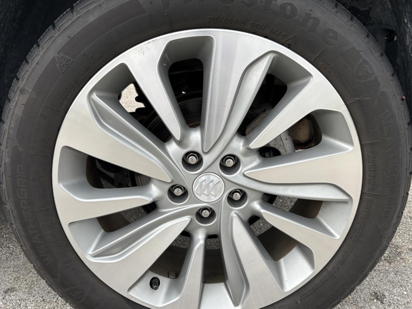 2018 WHITE BUICK ENCORE PREFERRED (KL4CJASB5JB) with an 1.4L engine, Automatic transmission, located at 11170 Summerlin Square Dr., Fort Myers Beach, FL, 33931, (239) 999-7777, 26.493546, -81.941628 - Photo#35