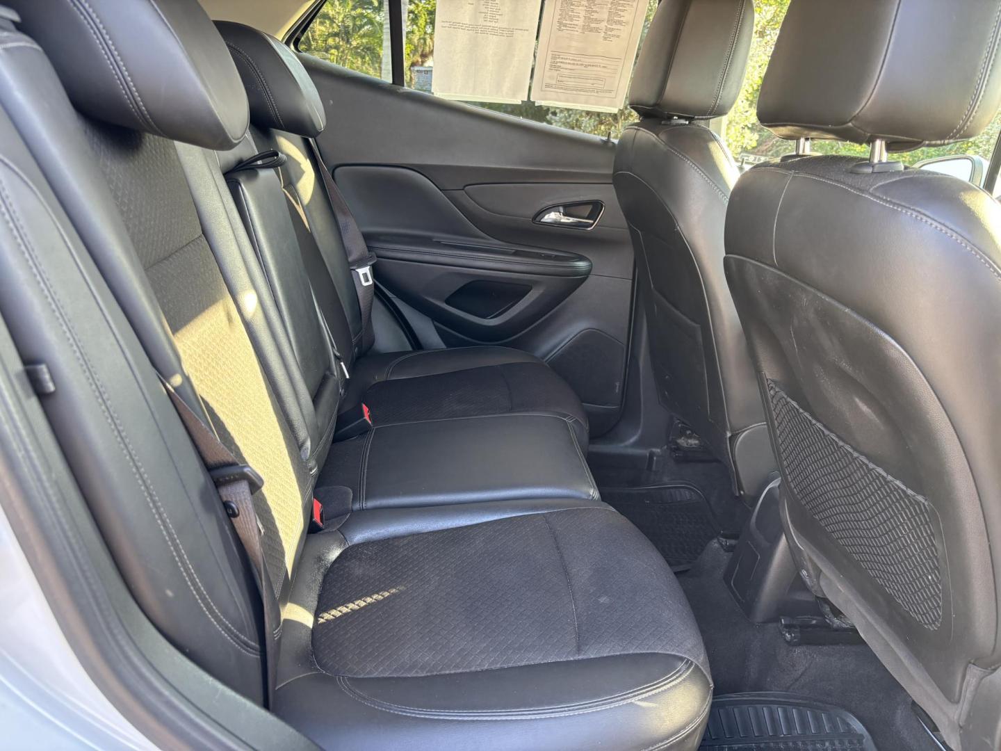 2018 WHITE BUICK ENCORE PREFERRED (KL4CJASB5JB) with an 1.4L engine, Automatic transmission, located at 11170 Summerlin Square Dr., Fort Myers Beach, FL, 33931, (239) 999-7777, 26.493546, -81.941628 - Photo#14