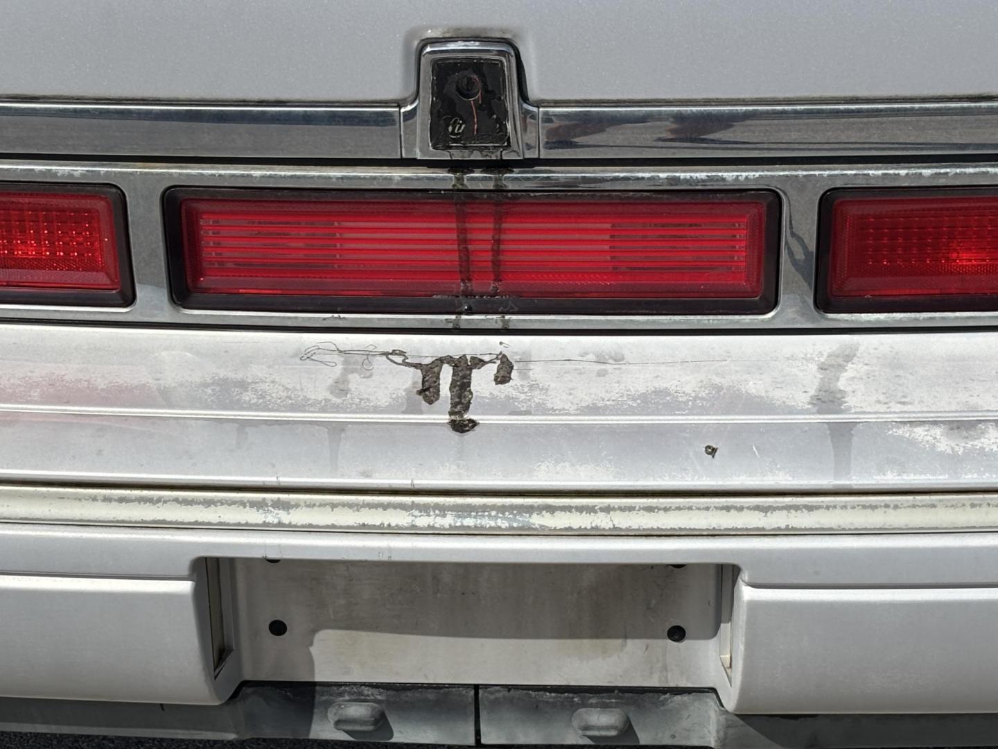1997 SILVER /TAN LINCOLN TOWN CAR EXECUTIVE (1LNLM81W0VY) with an 4.6L engine, Automatic transmission, located at 11170 Summerlin Square Dr., Fort Myers Beach, FL, 33931, (239) 999-7777, 26.493546, -81.941628 - We have financing available and we accept trades! Fill out a credit application on our website or come by today! If you have any questions, give us a call at (239) 999 - 7777 or visit our website at firstautocredit.com. 11170 Summerlin Square Dr, Fort Myers Beach, FL 33931 1 Owner Carfax S - Photo#24