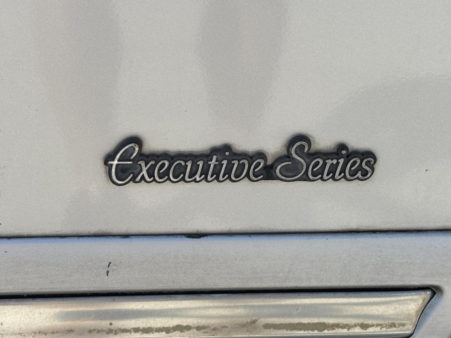 1997 SILVER /TAN LINCOLN TOWN CAR EXECUTIVE (1LNLM81W0VY) with an 4.6L engine, Automatic transmission, located at 11170 Summerlin Square Dr., Fort Myers Beach, FL, 33931, (239) 999-7777, 26.493546, -81.941628 - We have financing available and we accept trades! Fill out a credit application on our website or come by today! If you have any questions, give us a call at (239) 999 - 7777 or visit our website at firstautocredit.com. 11170 Summerlin Square Dr, Fort Myers Beach, FL 33931 1 Owner Carfax S - Photo#25