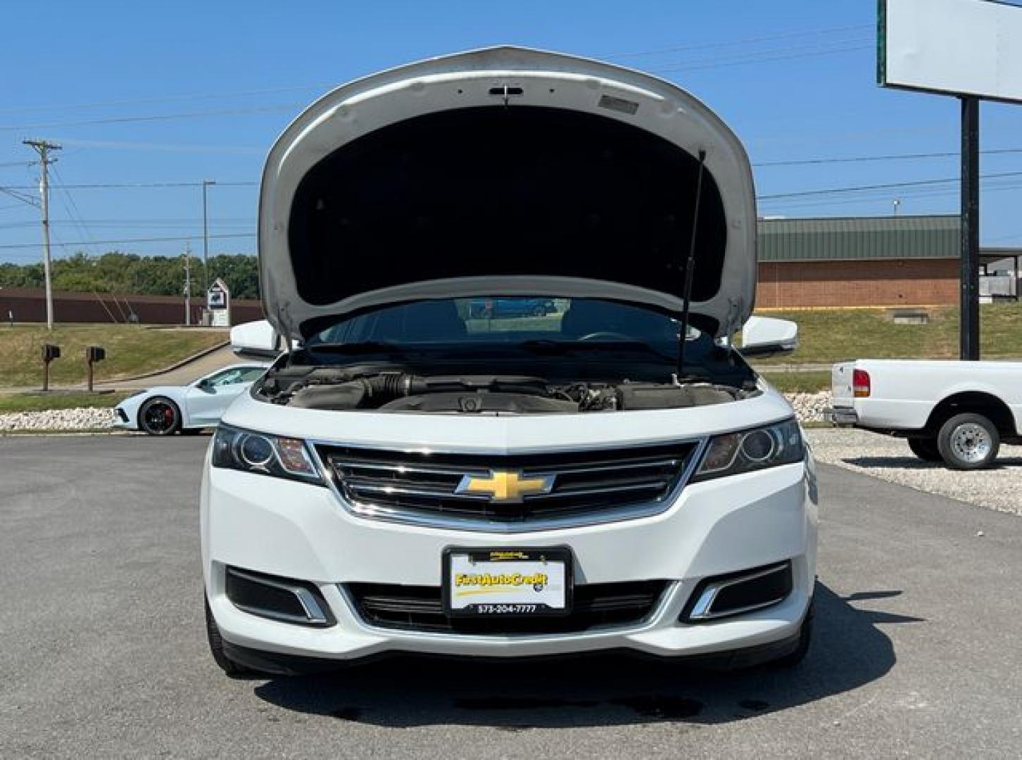 2015 WHITE /Black Leather/Cloth CHEVROLET IMPALA LT (2G1115SL9F9) with an 2.5L engine, Automatic transmission, located at 11170 Summerlin Square Dr., Fort Myers Beach, FL, 33931, (239) 999-7777, 26.493546, -81.941628 - Photo#29