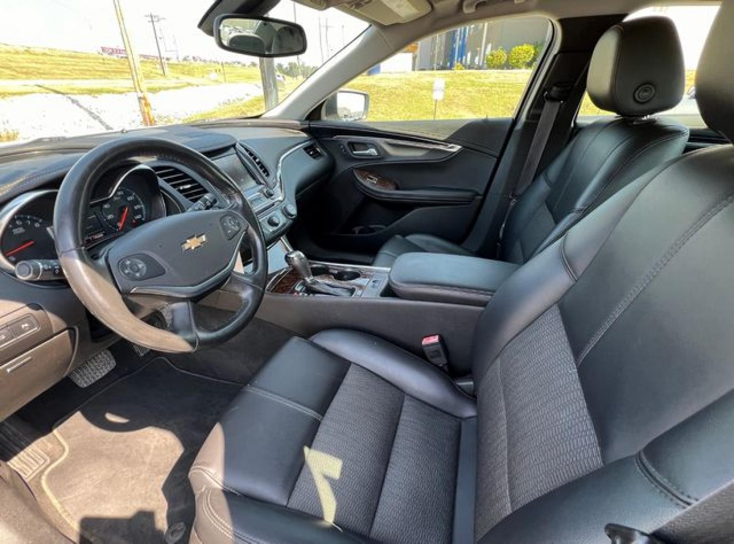 2015 WHITE /Black Leather/Cloth CHEVROLET IMPALA LT (2G1115SL9F9) with an 2.5L engine, Automatic transmission, located at 11170 Summerlin Square Dr., Fort Myers Beach, FL, 33931, (239) 999-7777, 26.493546, -81.941628 - Photo#7