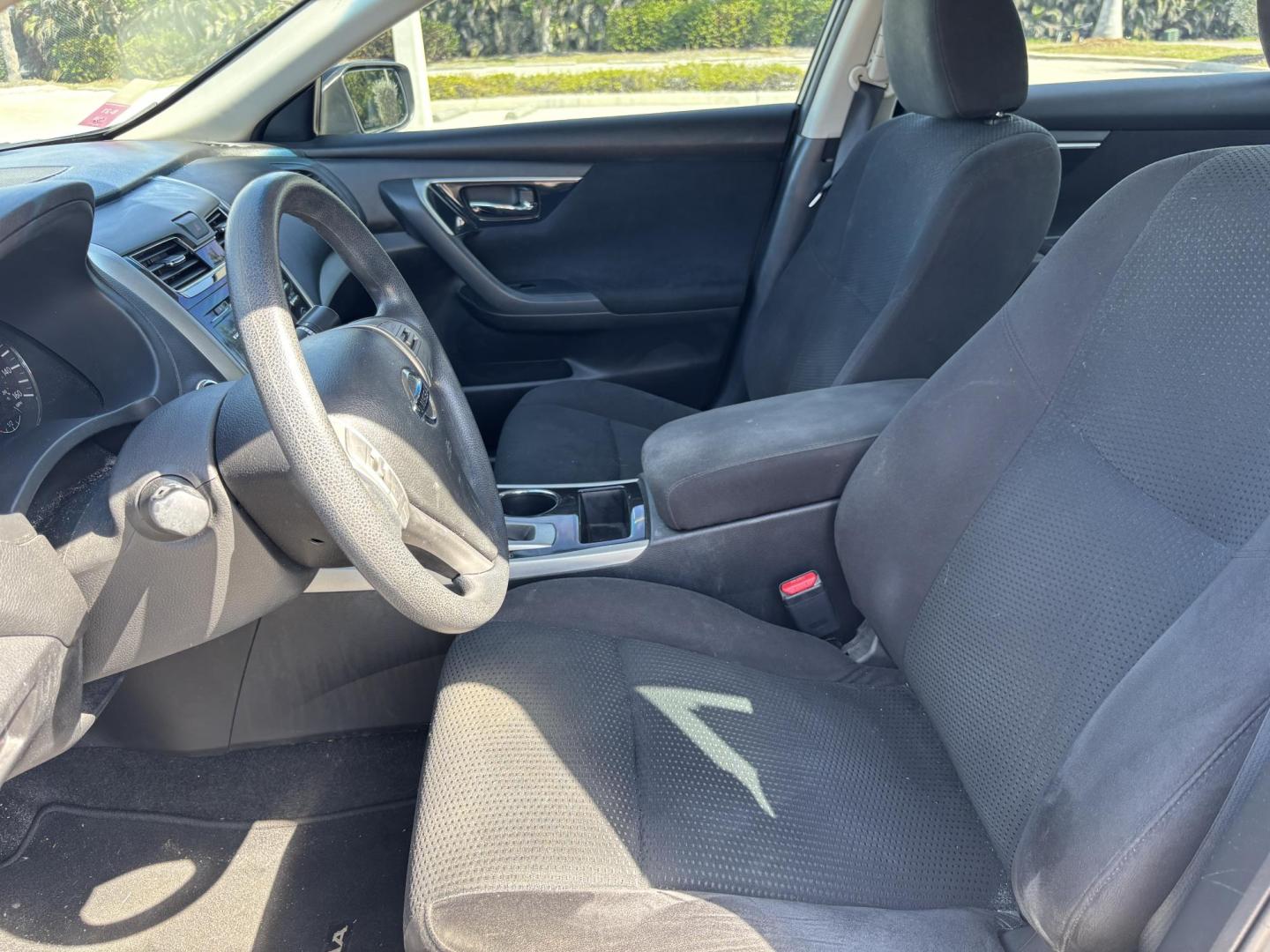 2014 BLACK /Black Nissan Altima 2.5 SL (1N4AL3AP4EC) with an 2.5L L4 DOHC 16V engine, Continuously Variable Transmission transmission, located at 11170 Summerlin Square Dr., Fort Myers Beach, FL, 33931, (239) 999-7777, 26.493546, -81.941628 - Photo#9