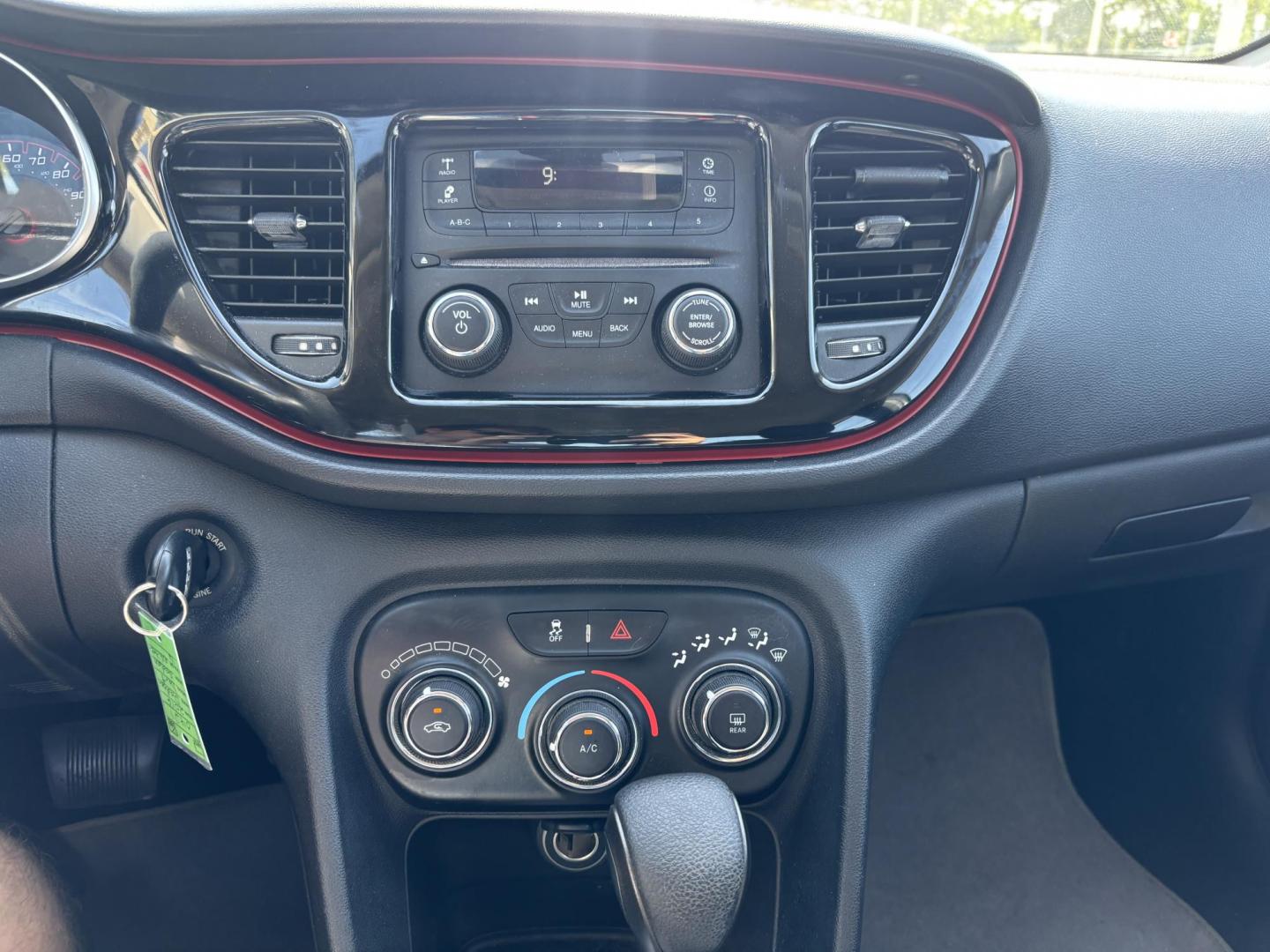 2016 WHITE /BLACK Dodge Dart SE (1C3CDFAAXGD) with an 2.0L L4 DOHC 16V TURBO engine, located at 11170 Summerlin Square Dr., Fort Myers Beach, FL, 33931, (239) 999-7777, 26.493546, -81.941628 - We have financing available and we accept trades! Fill out a credit application on our website or come by today! If you have any questions, give us a call at (239) 999 - 7777 or visit our website at firstautocredit.com. 11170 Summerlin Square Dr, Fort Myers Beach, FL 33931 1 Owner No Damag - Photo#18
