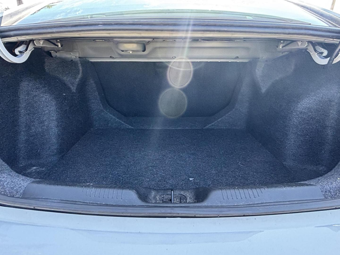 2016 WHITE /BLACK Dodge Dart SE (1C3CDFAAXGD) with an 2.0L L4 DOHC 16V TURBO engine, located at 11170 Summerlin Square Dr., Fort Myers Beach, FL, 33931, (239) 999-7777, 26.493546, -81.941628 - We have financing available and we accept trades! Fill out a credit application on our website or come by today! If you have any questions, give us a call at (239) 999 - 7777 or visit our website at firstautocredit.com. 11170 Summerlin Square Dr, Fort Myers Beach, FL 33931 1 Owner No Damag - Photo#22
