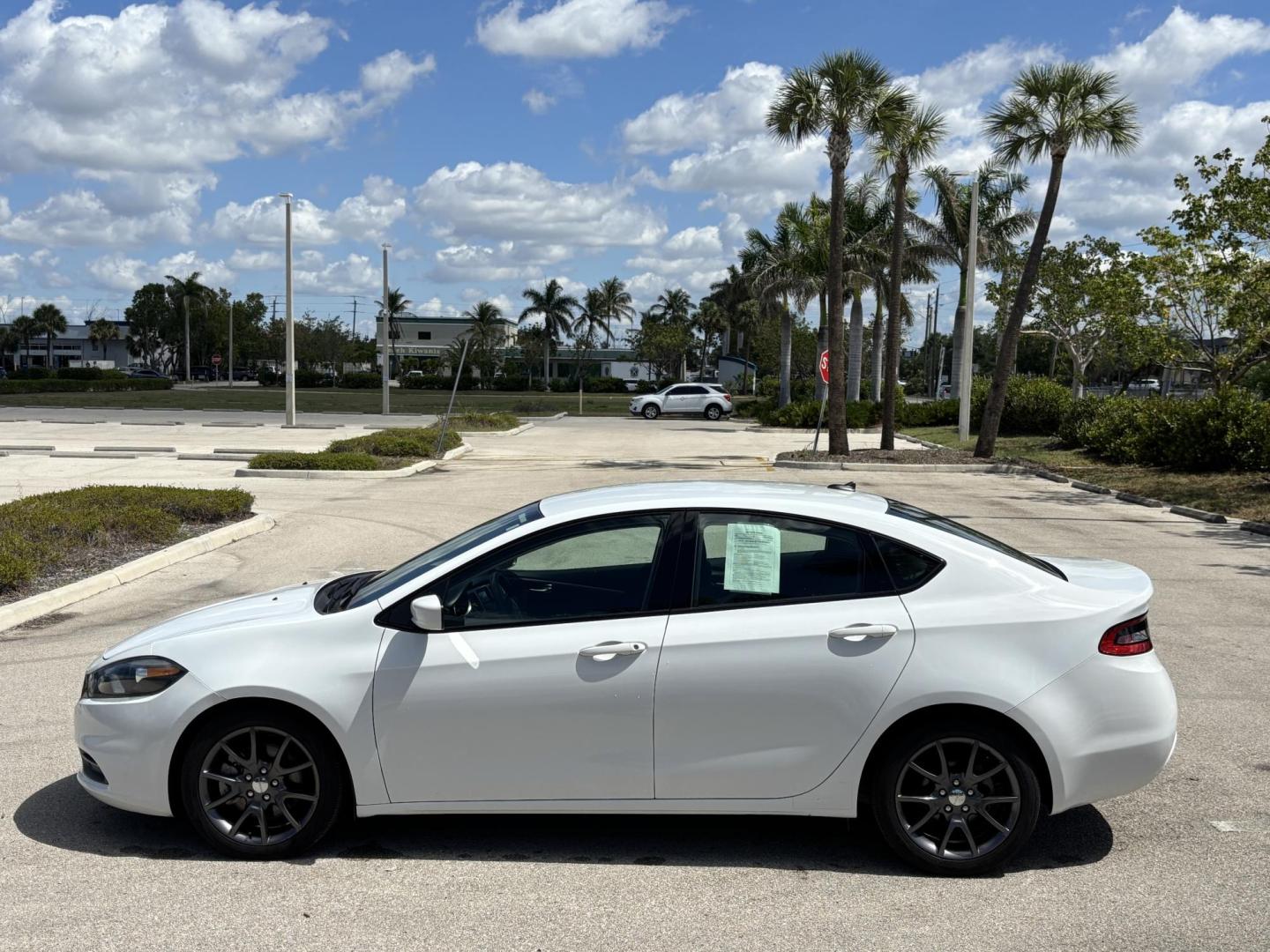 2016 WHITE /BLACK Dodge Dart SE (1C3CDFAAXGD) with an 2.0L L4 DOHC 16V TURBO engine, located at 11170 Summerlin Square Dr., Fort Myers Beach, FL, 33931, (239) 999-7777, 26.493546, -81.941628 - We have financing available and we accept trades! Fill out a credit application on our website or come by today! If you have any questions, give us a call at (239) 999 - 7777 or visit our website at firstautocredit.com. 11170 Summerlin Square Dr, Fort Myers Beach, FL 33931 1 Owner No Damag - Photo#7