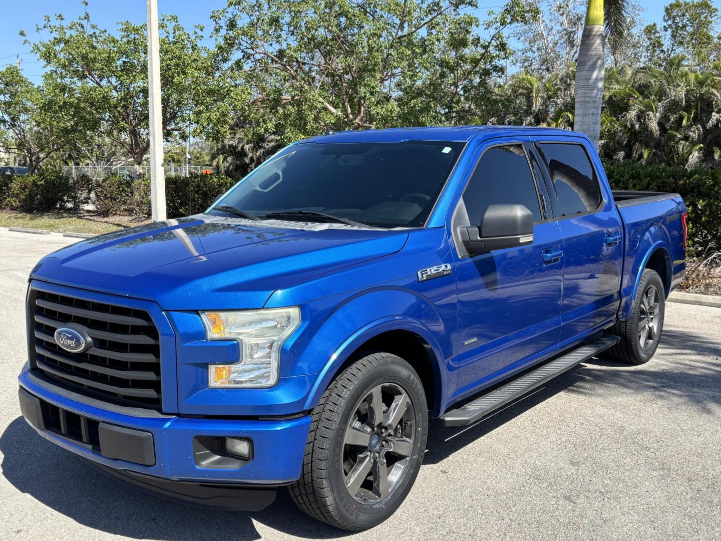 2015 BLUE Ford F-150 King-Ranch SuperCrew 5.5-ft. Bed 2WD (1FTEW1CP0FF) with an 2.7L V6 DOHC 24V engine, 6-Speed Automatic transmission, located at 11170 Summerlin Square Dr., Fort Myers Beach, FL, 33931, (239) 999-7777, 26.493546, -81.941628 - 4 New Tires New Brakes New Rotors Florida Previous Owner - Photo#0