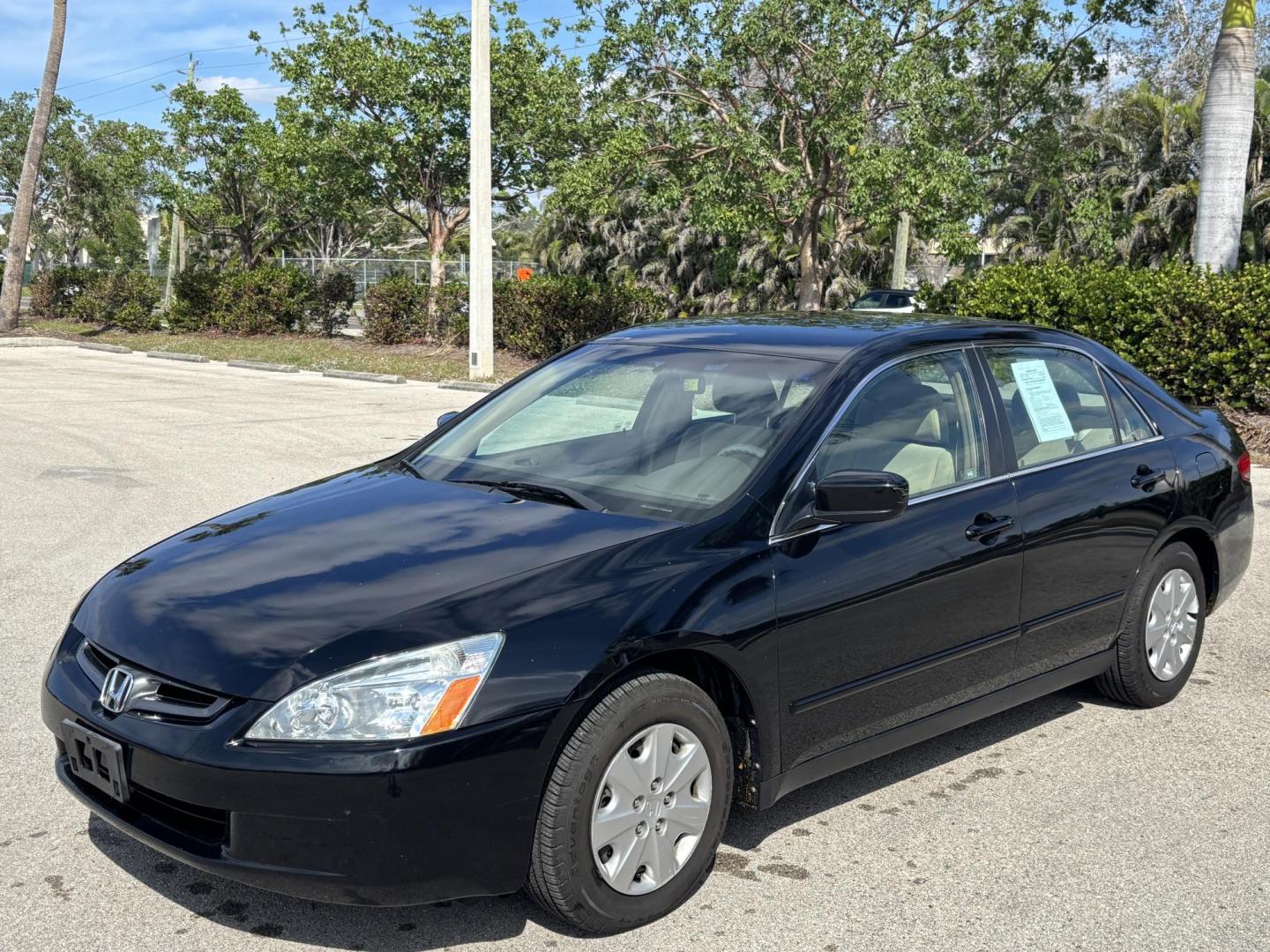 2003 BLUE /BEIGE HONDA ACCORD LX (1HGCM56303A) with an 2.4L engine, Automatic transmission, located at 11170 Summerlin Square Dr., Fort Myers Beach, FL, 33931, (239) 999-7777, 26.493546, -81.941628 - Photo#0