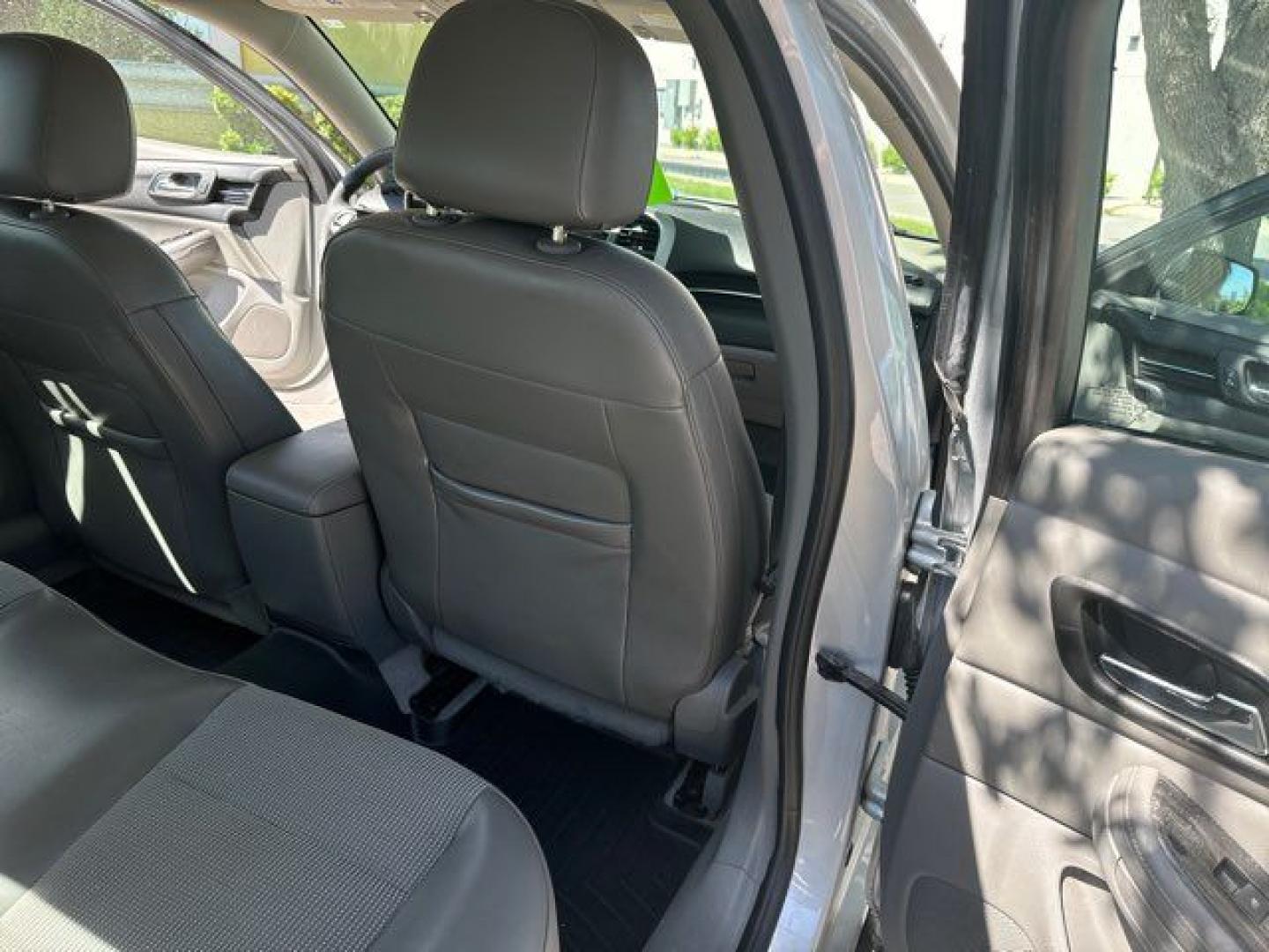 2014 SILVER /Cocoa/Light Neutral CHEVROLET MALIBU 1LT (1G11C5SL2EF) with an 2.5L engine, Automatic transmission, located at 11170 Summerlin Square Dr., Fort Myers Beach, FL, 33931, (239) 999-7777, 26.493546, -81.941628 - Photo#23