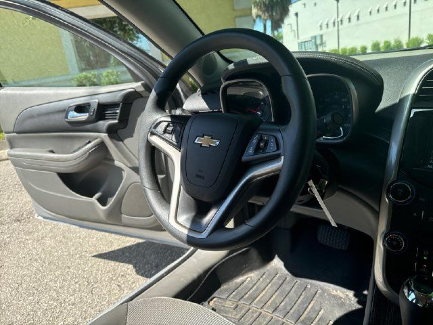 2014 SILVER /Cocoa/Light Neutral CHEVROLET MALIBU 1LT (1G11C5SL2EF) with an 2.5L engine, Automatic transmission, located at 11170 Summerlin Square Dr., Fort Myers Beach, FL, 33931, (239) 999-7777, 26.493546, -81.941628 - Photo#26
