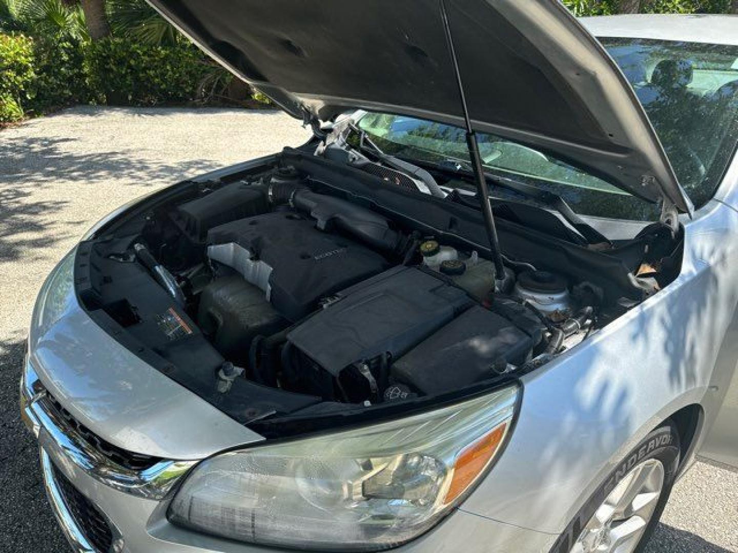 2014 SILVER /Cocoa/Light Neutral CHEVROLET MALIBU 1LT (1G11C5SL2EF) with an 2.5L engine, Automatic transmission, located at 11170 Summerlin Square Dr., Fort Myers Beach, FL, 33931, (239) 999-7777, 26.493546, -81.941628 - Photo#33