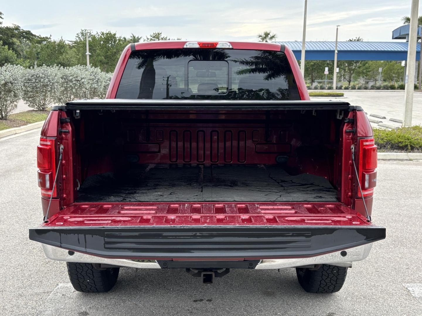 2015 RED /BLACK FORD F150 SUPERCREW (1FTEW1EG5FF) with an 3.5L engine, Automatic transmission, located at 11170 Summerlin Square Dr., Fort Myers Beach, FL, 33931, (239) 999-7777, 26.493546, -81.941628 - We have financing available and we accept trades! Fill out a credit application on our website or come by today! If you have any questions, give us a call at (239) 999 - 7777 or visit our website at firstautocredit.com. 11170 Summerlin Square Dr, Fort Myers Beach, FL 33931 4x4 Tow Package - Photo#8