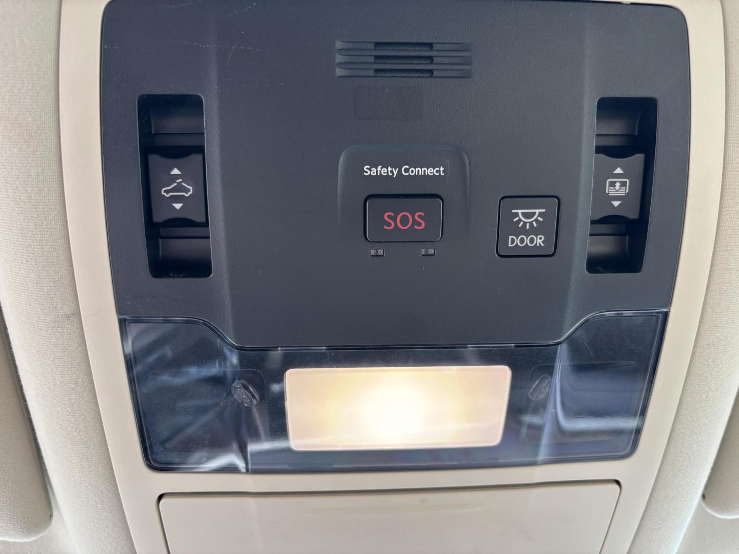 2016 RED /TAN LEXUS RX 350 (2T2ZZMCA4GC) with an 3.5L engine, Automatic transmission, located at 11170 Summerlin Square Dr., Fort Myers Beach, FL, 33931, (239) 999-7777, 26.493546, -81.941628 - 2 Owner No Damage, No Accident Carfax Florida Owned Clean Title - Photo#44