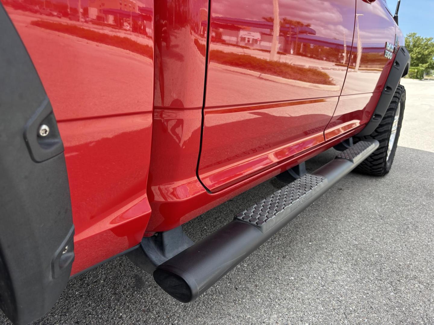 2018 RED /BLACK RAM 1500 SPORT (1C6RR7MT6JS) with an 5.7L engine, Automatic transmission, located at 11170 Summerlin Square Dr., Fort Myers Beach, FL, 33931, (239) 999-7777, 26.493546, -81.941628 - We have financing available and we accept trades! Fill out a credit application on our website or come by today! If you have any questions, give us a call at (239) 999 - 7777 or visit our website at firstautocredit.com. 11170 Summerlin Square Dr, Fort Myers Beach, FL 33931 Carfax 1 Owner N - Photo#35