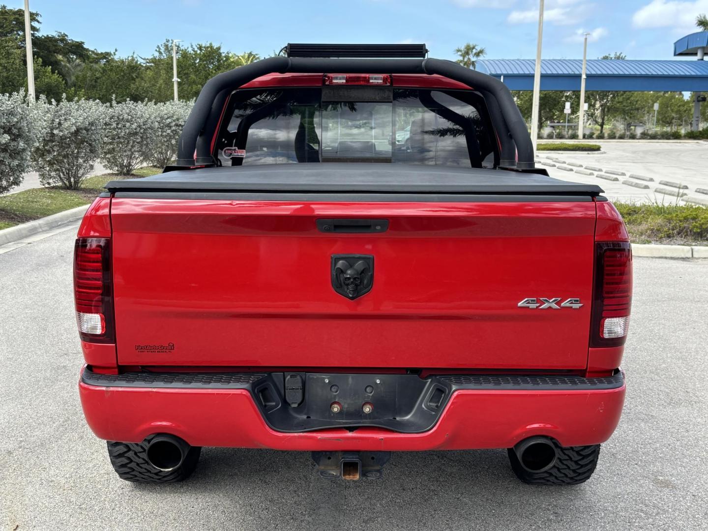 2018 RED /BLACK RAM 1500 SPORT (1C6RR7MT6JS) with an 5.7L engine, Automatic transmission, located at 11170 Summerlin Square Dr., Fort Myers Beach, FL, 33931, (239) 999-7777, 26.493546, -81.941628 - We have financing available and we accept trades! Fill out a credit application on our website or come by today! If you have any questions, give us a call at (239) 999 - 7777 or visit our website at firstautocredit.com. 11170 Summerlin Square Dr, Fort Myers Beach, FL 33931 Carfax 1 Owner N - Photo#5