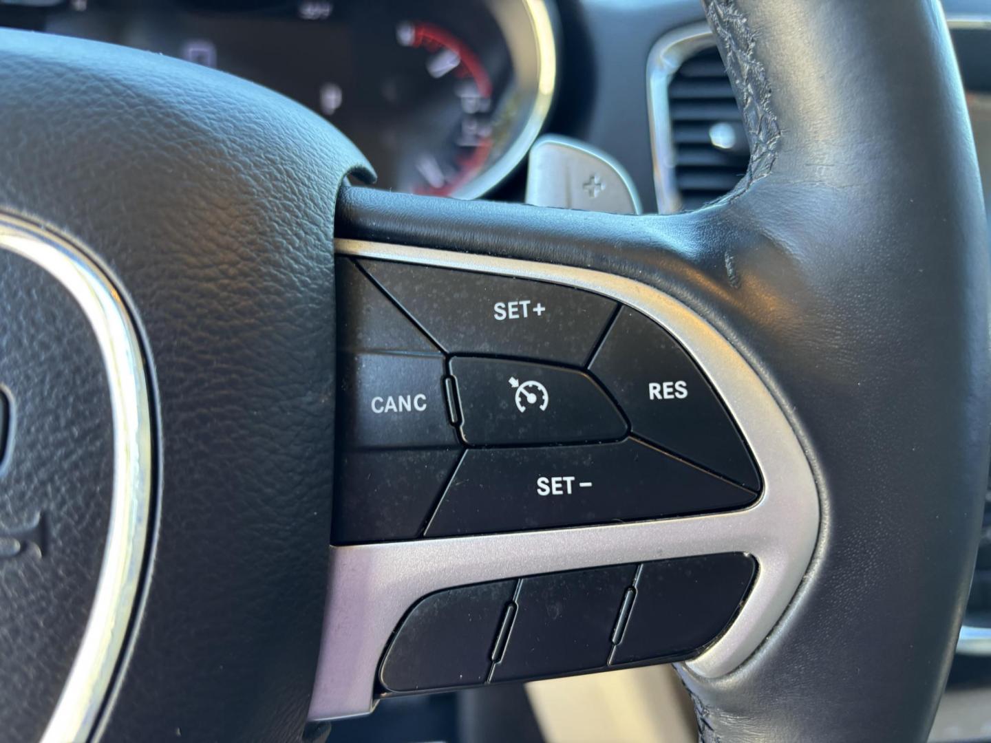 2017 GRAY /Tan Leather DODGE DURANGO GT (1C4RDHDG9HC) with an 3.6L engine, Automatic transmission, located at 11170 Summerlin Square Dr., Fort Myers Beach, FL, 33931, (239) 999-7777, 26.493546, -81.941628 - We have financing available and we accept trades! Fill out a credit application on our website or come by today! If you have any questions, give us a call at (239) 999 - 7777 or visit our website at firstautocredit.com. 11170 Summerlin Square Dr, Fort Myers Beach, FL 33931 2 Owner No Damag - Photo#25