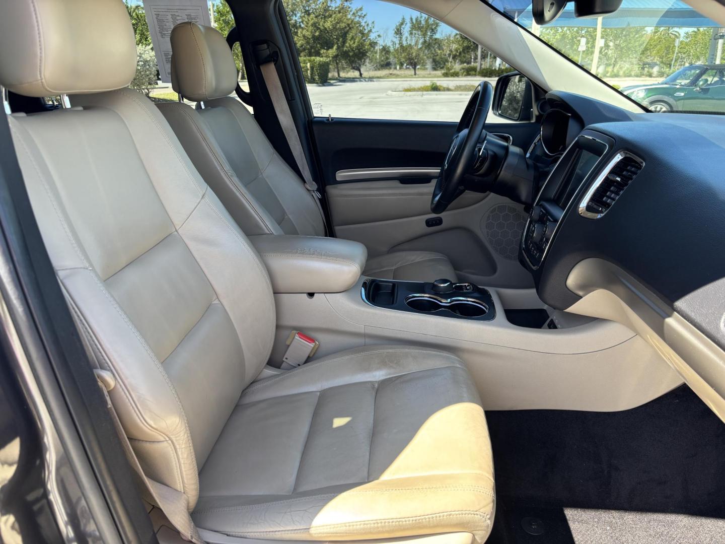 2017 GRAY /Tan Leather DODGE DURANGO GT (1C4RDHDG9HC) with an 3.6L engine, Automatic transmission, located at 11170 Summerlin Square Dr., Fort Myers Beach, FL, 33931, (239) 999-7777, 26.493546, -81.941628 - We have financing available and we accept trades! Fill out a credit application on our website or come by today! If you have any questions, give us a call at (239) 999 - 7777 or visit our website at firstautocredit.com. 11170 Summerlin Square Dr, Fort Myers Beach, FL 33931 2 Owner No Damag - Photo#11