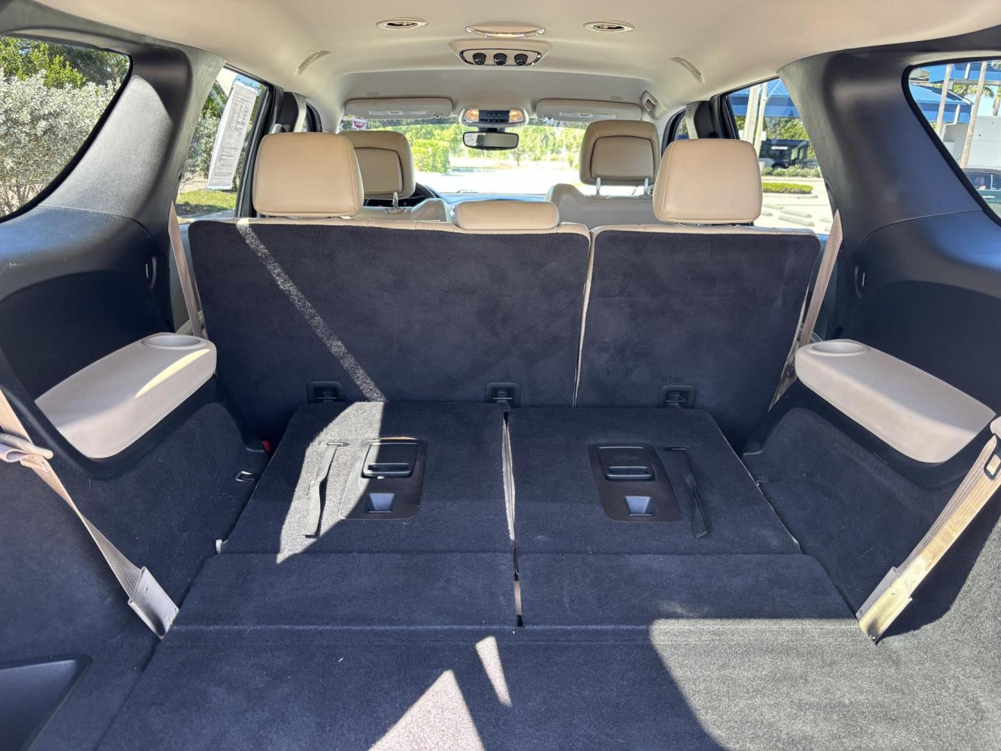 2017 GRAY /Tan Leather DODGE DURANGO GT (1C4RDHDG9HC) with an 3.6L engine, Automatic transmission, located at 11170 Summerlin Square Dr., Fort Myers Beach, FL, 33931, (239) 999-7777, 26.493546, -81.941628 - We have financing available and we accept trades! Fill out a credit application on our website or come by today! If you have any questions, give us a call at (239) 999 - 7777 or visit our website at firstautocredit.com. 11170 Summerlin Square Dr, Fort Myers Beach, FL 33931 2 Owner No Damag - Photo#21