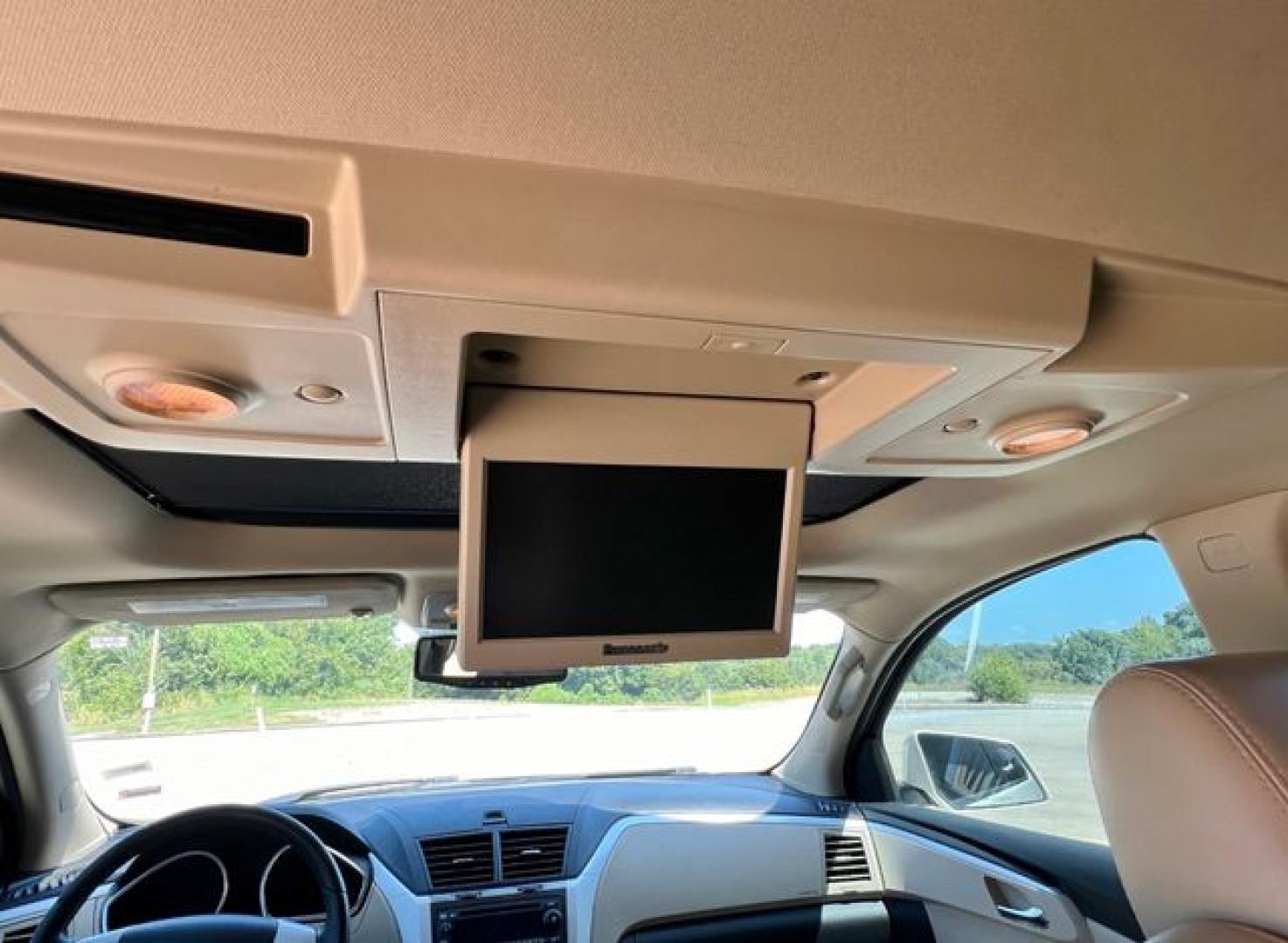 2012 WHITE /Tan Leather CHEVROLET TRAVERSE LTZ (1GNKVLED1CJ) with an 3.6L engine, Automatic transmission, located at 11170 Summerlin Square Dr., Fort Myers Beach, FL, 33931, (239) 999-7777, 26.493546, -81.941628 - Rear Entertainment Bucket Seats Mid Row 3rd Row - Photo#18