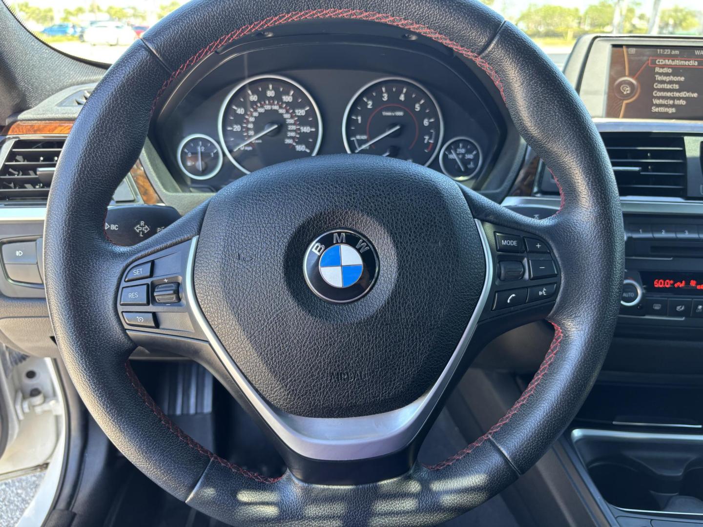 2014 WHITE /CHARCOAL BMW 3-Series 328i Sedan (WBA3A5C55EF) with an 2.0L L4 DOHC 16V engine, located at 11170 Summerlin Square Dr., Fort Myers Beach, FL, 33931, (239) 999-7777, 26.493546, -81.941628 - Photo#16