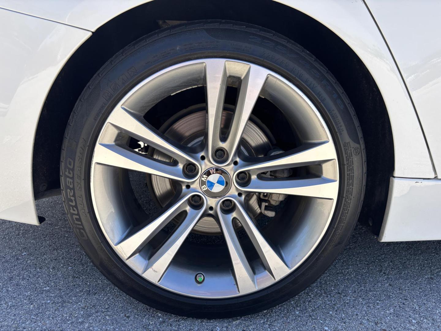 2014 WHITE /CHARCOAL BMW 3-Series 328i Sedan (WBA3A5C55EF) with an 2.0L L4 DOHC 16V engine, located at 11170 Summerlin Square Dr., Fort Myers Beach, FL, 33931, (239) 999-7777, 26.493546, -81.941628 - Photo#36