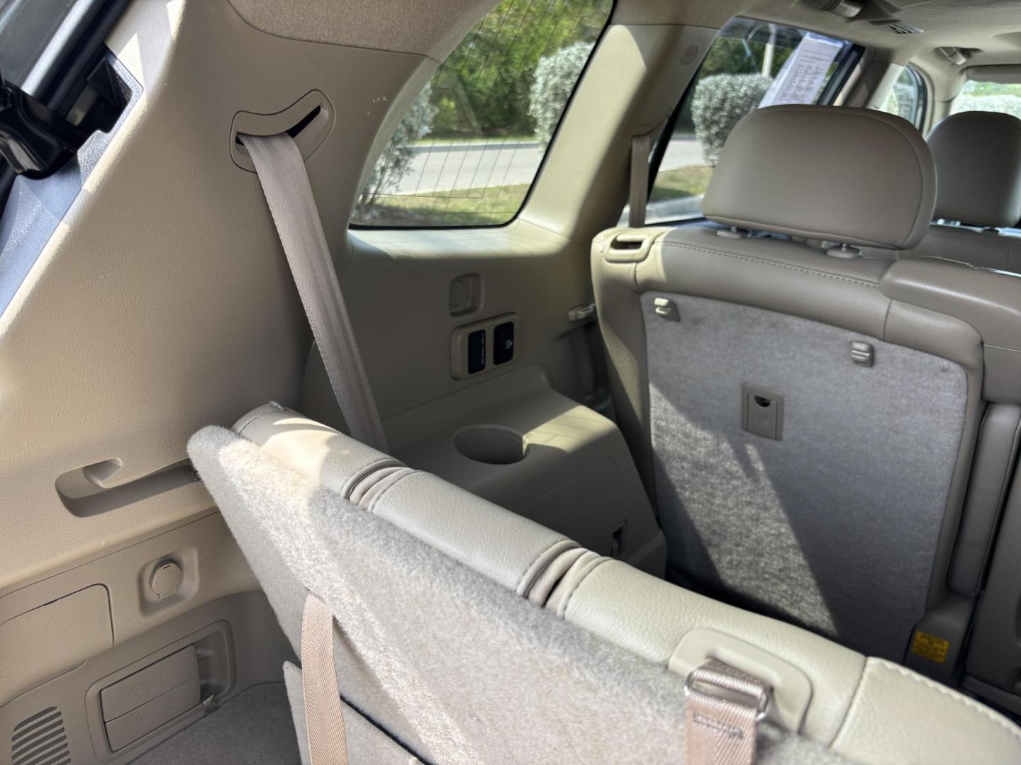 2012 GREEN /Tan Toyota Highlander Limited 4WD (5TDDK3EH1CS) with an 3.5L V6 DOHC 24V engine, 5-Speed Automatic transmission, located at 11170 Summerlin Square Dr., Fort Myers Beach, FL, 33931, (239) 999-7777, 26.493546, -81.941628 - Photo#37
