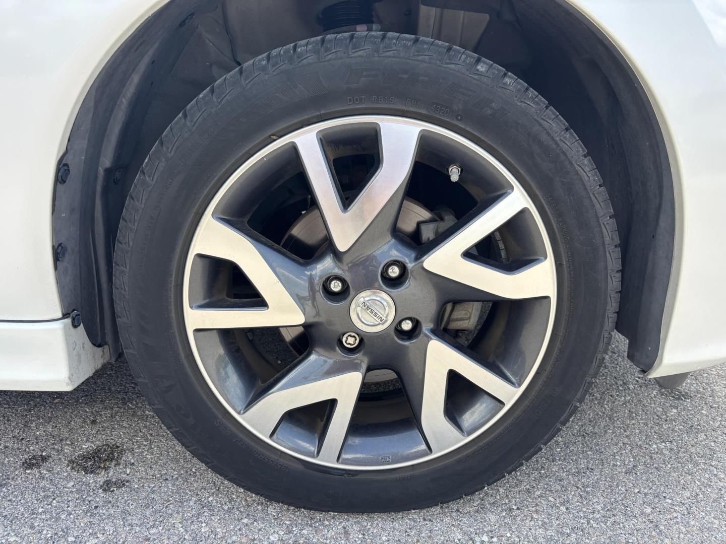 2015 WHITE /BLACK Nissan Versa Note S 5MT (3N1CE2CP4FL) with an 1.6L L4 DOHC 16V engine, CVT transmission, located at 11170 Summerlin Square Dr., Fort Myers Beach, FL, 33931, (239) 999-7777, 26.493546, -81.941628 - We have financing available and we accept trades! Fill out a credit application on our website or come by today! If you have any questions, give us a call at (239) 999 - 7777 or visit our website at firstautocredit.com. 11170 Summerlin Square Dr, Fort Myers Beach, FL 33931 Maintenance inspe - Photo#39