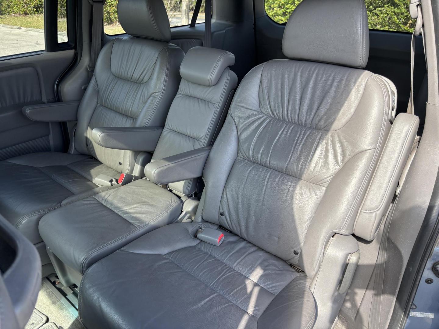 2009 BLUE /TAN Honda Odyssey EX-L (5FNRL38619B) with an 3.5L V6 SOHC 24V engine, 5-Speed Automatic transmission, located at 11170 Summerlin Square Dr., Fort Myers Beach, FL, 33931, (239) 999-7777, 26.493546, -81.941628 - Photo#12
